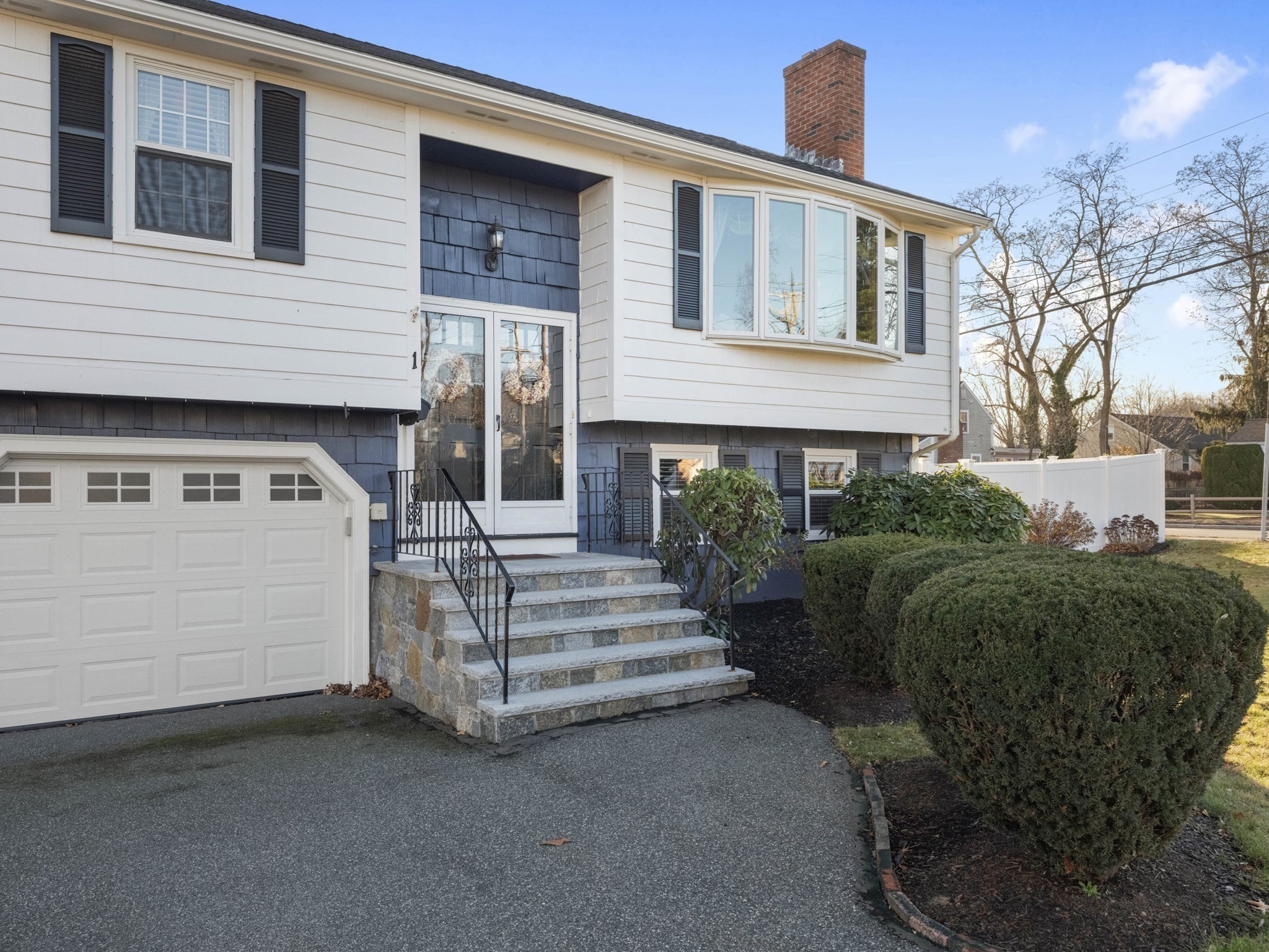 1 Mansfield Dr, Wakefield, MA 01880 - Image 2