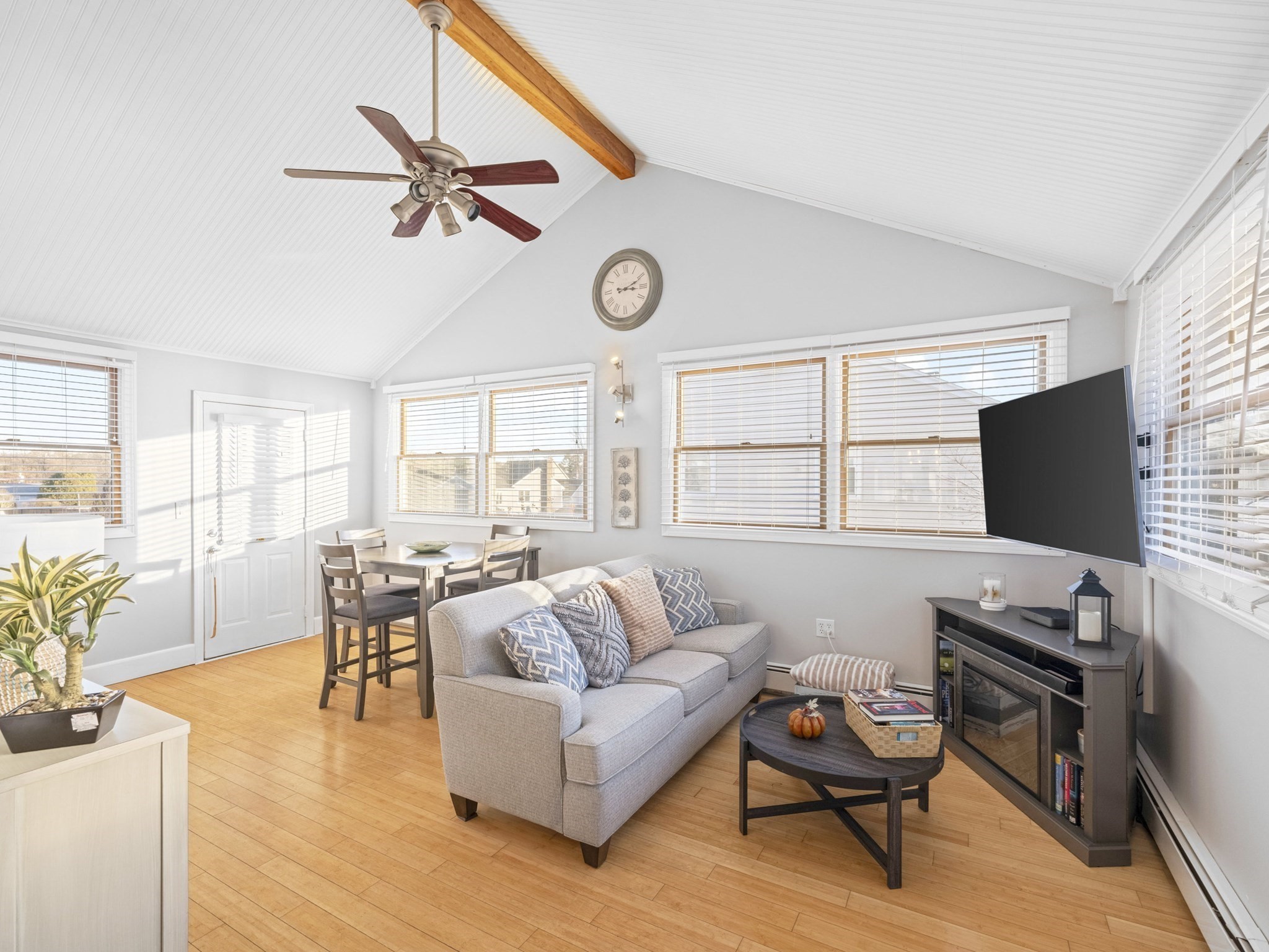 1 Mansfield Dr, Wakefield, MA 01880 - Image 16