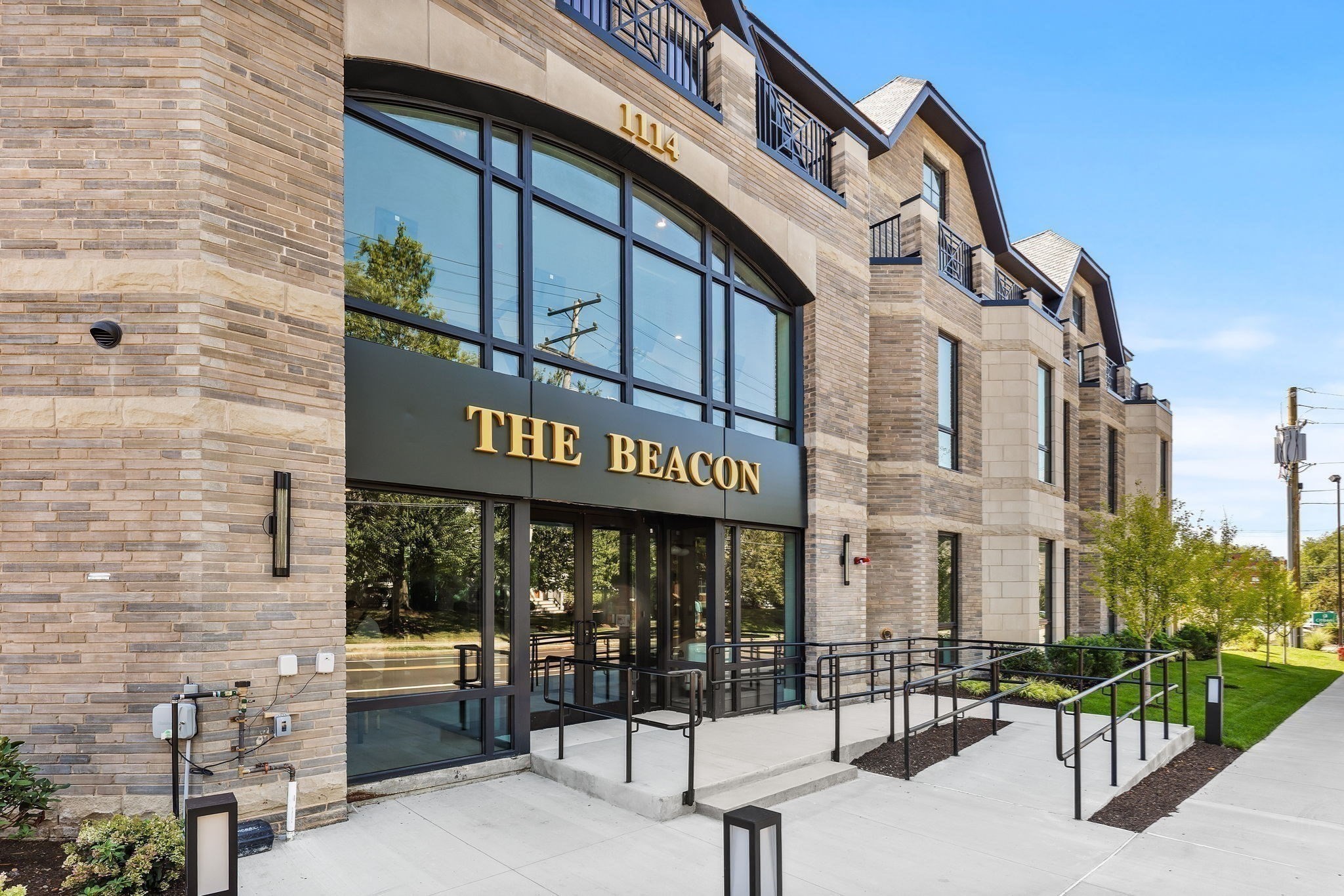 1114 Beacon St. Unit 206, Newton, MA 02461 - Image 4