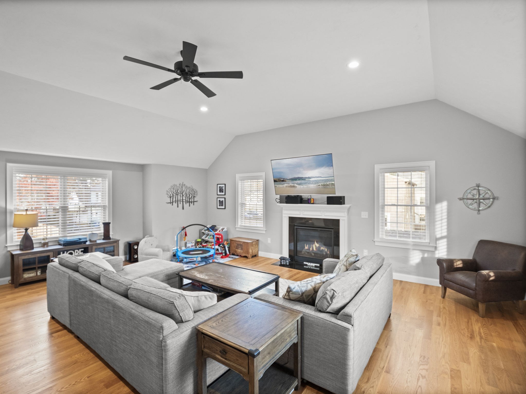 10 Greenville St, Billerica, MA 01821 - Image 2
