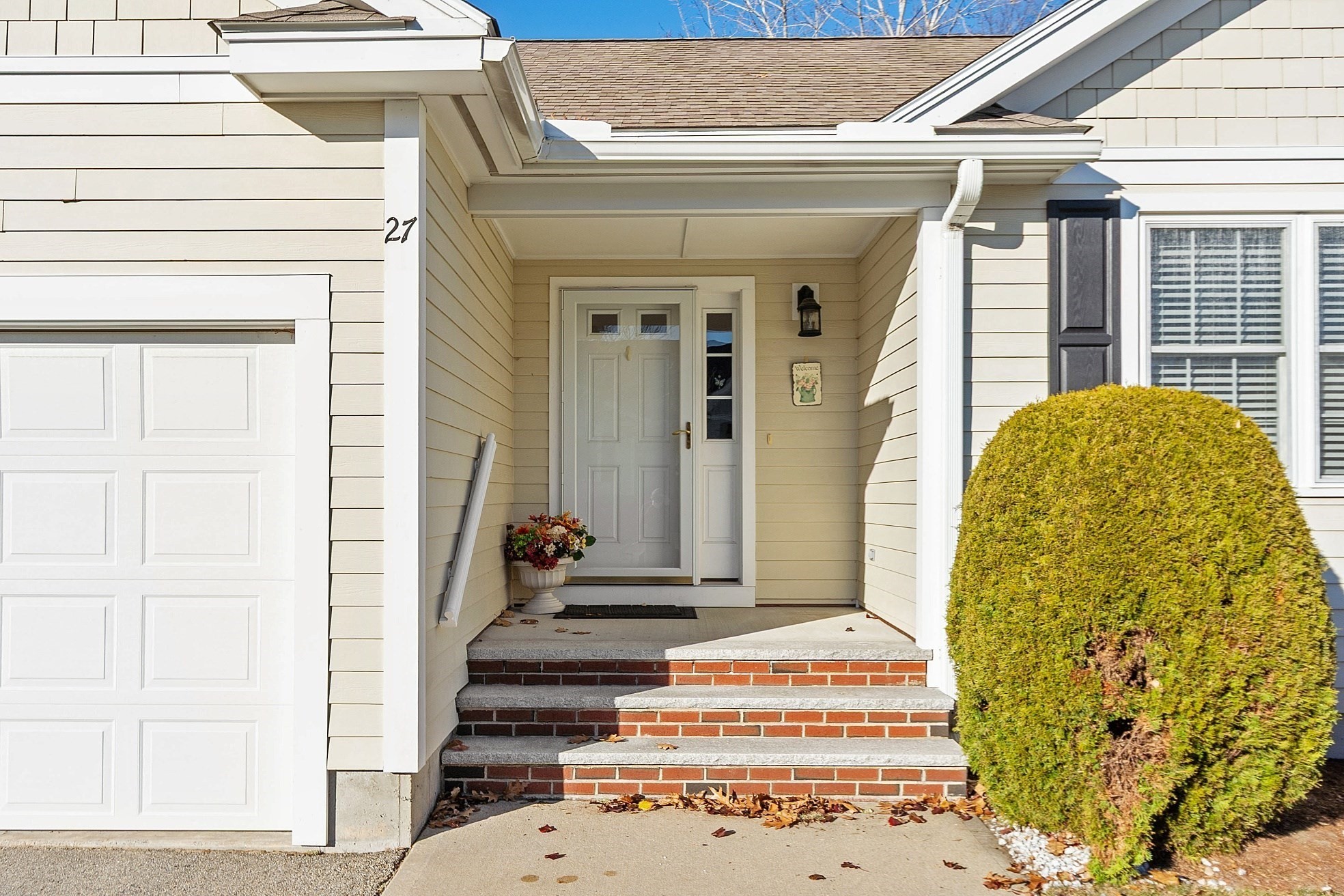 27 Russell Farm Dr Unit 27, Methuen, MA 01844 - Image 2