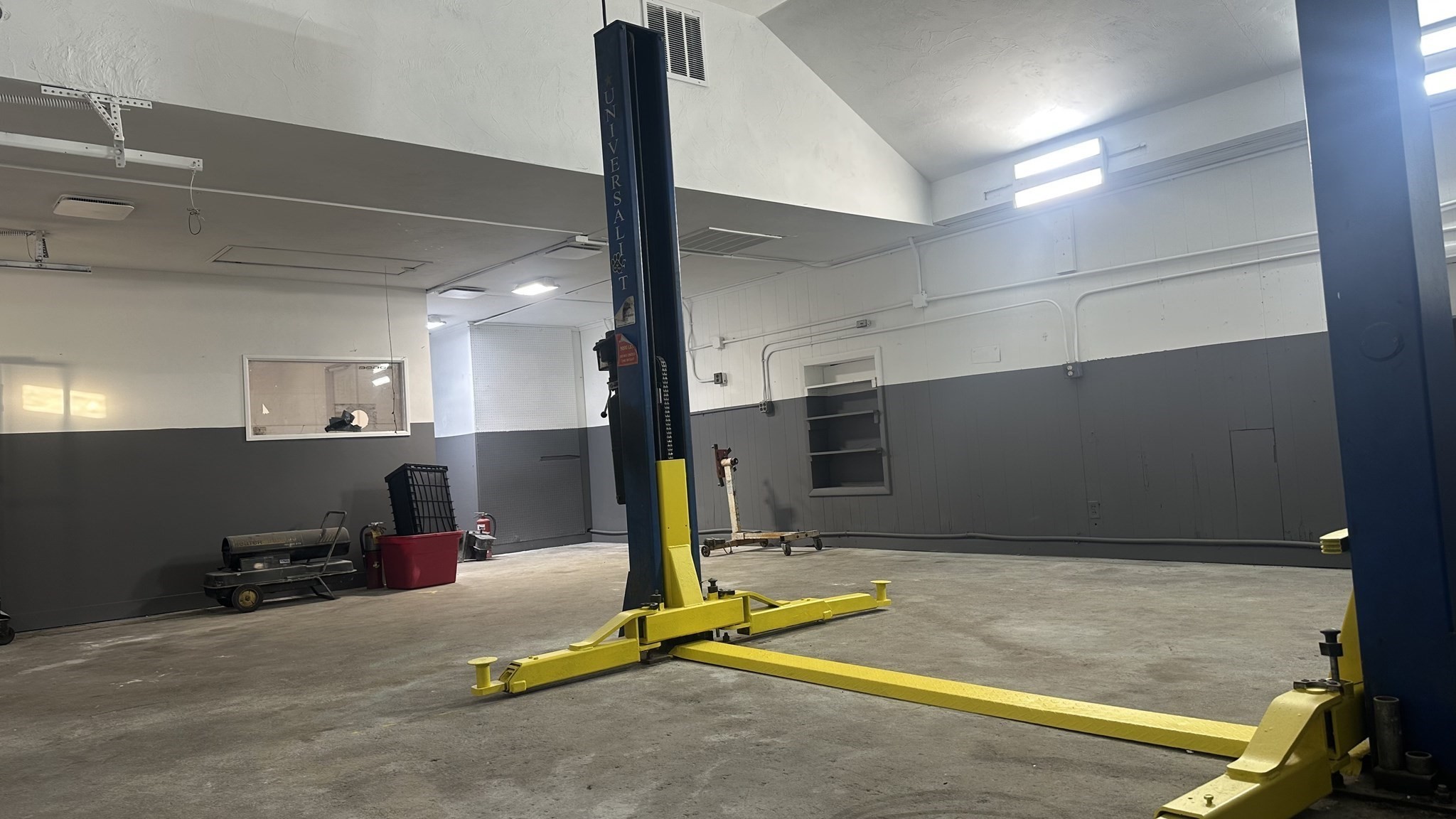 65 N Quarry St, Fall River, MA 02723 - Image 9