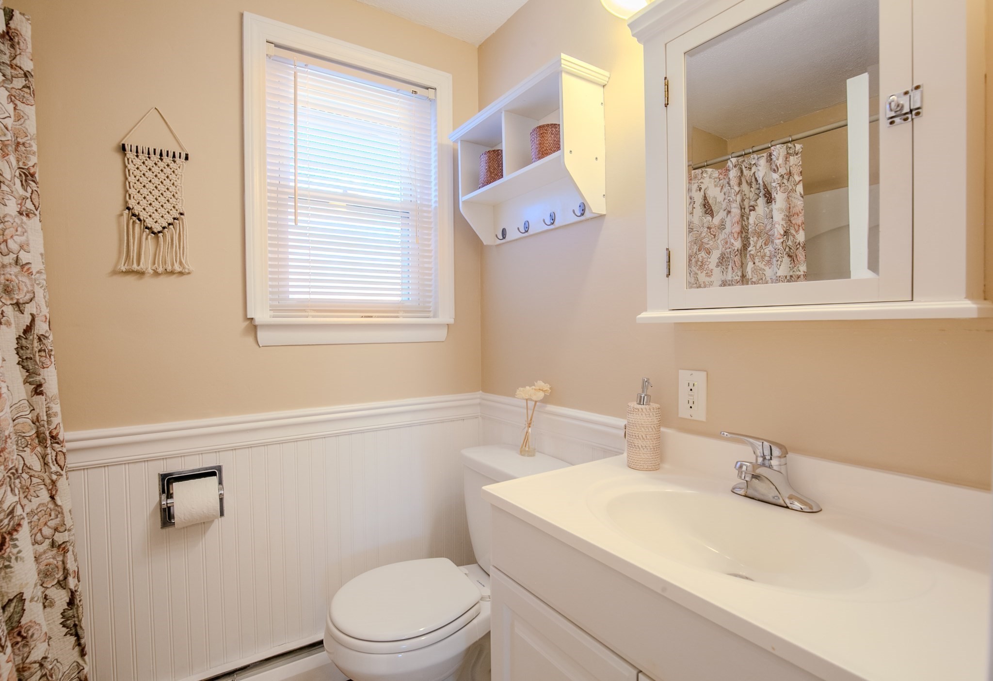 156 Kingston St Unit 156, North Andover, MA 01845 - Image 14