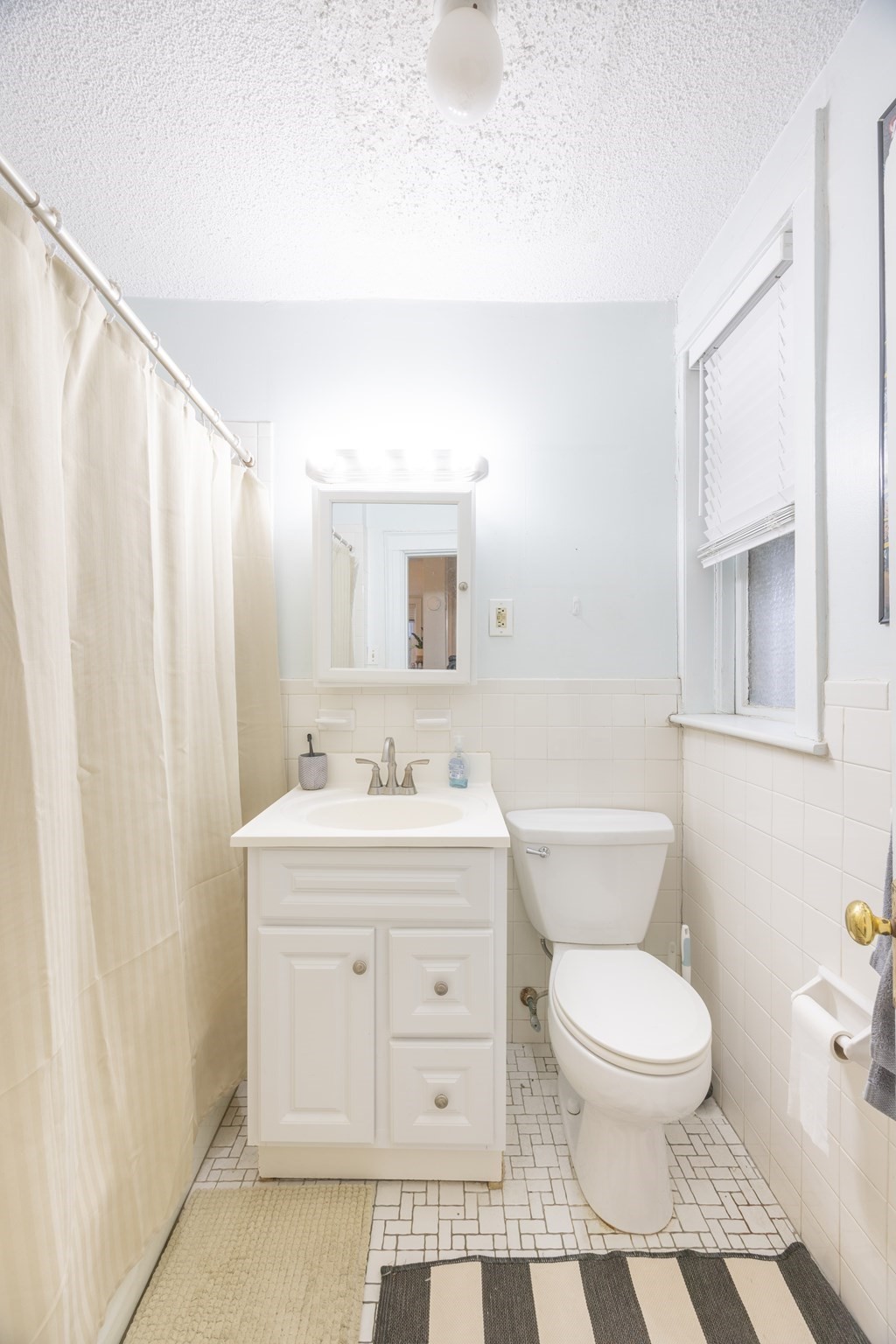 114 Strathmore Rd Unit 102, Boston College, Boston, MA 02135 - Image 12