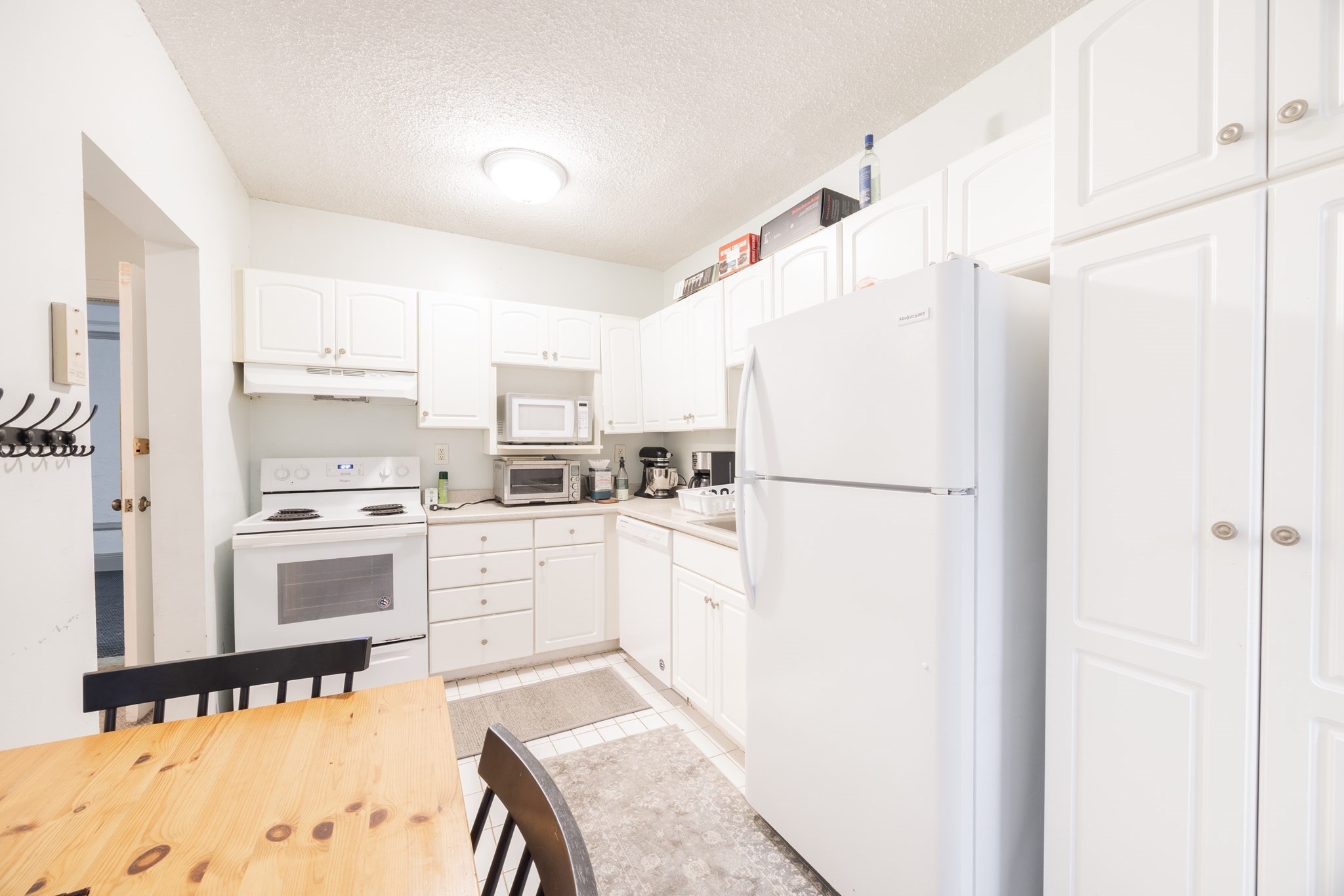 114 Strathmore Rd Unit 102, Boston College, Boston, MA 02135 - Image 6