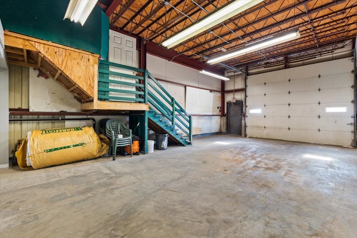 593 Montaup St, Fall River, MA 02724 - Image 15