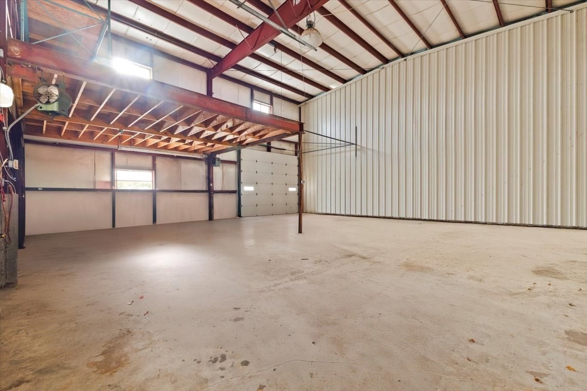 593 Montaup St, Fall River, MA 02724 - Image 20