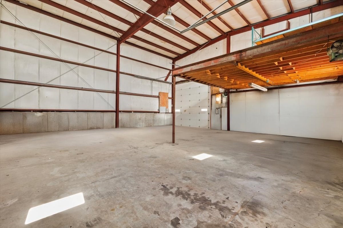 593 Montaup St, Fall River, MA 02724 - Image 22