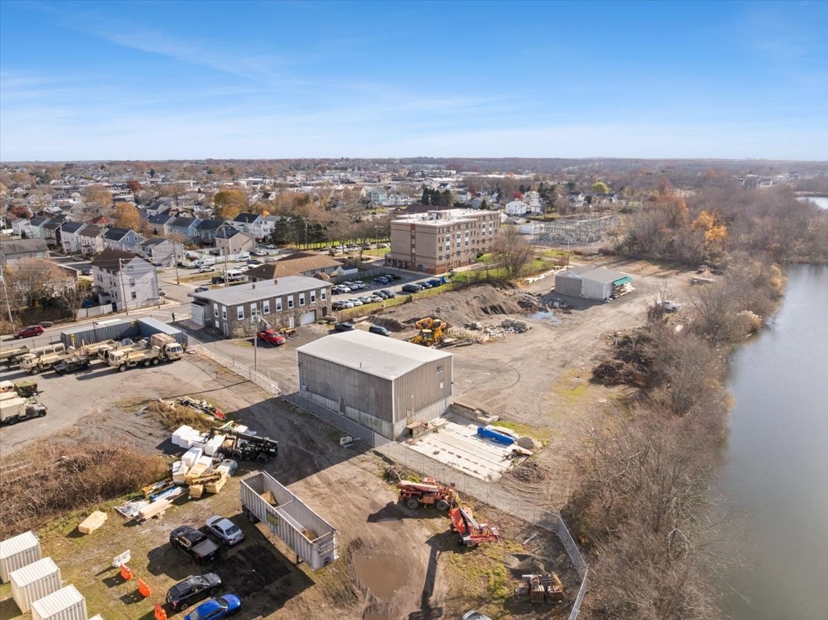 593 Montaup St, Fall River, MA 02724 - Image 27