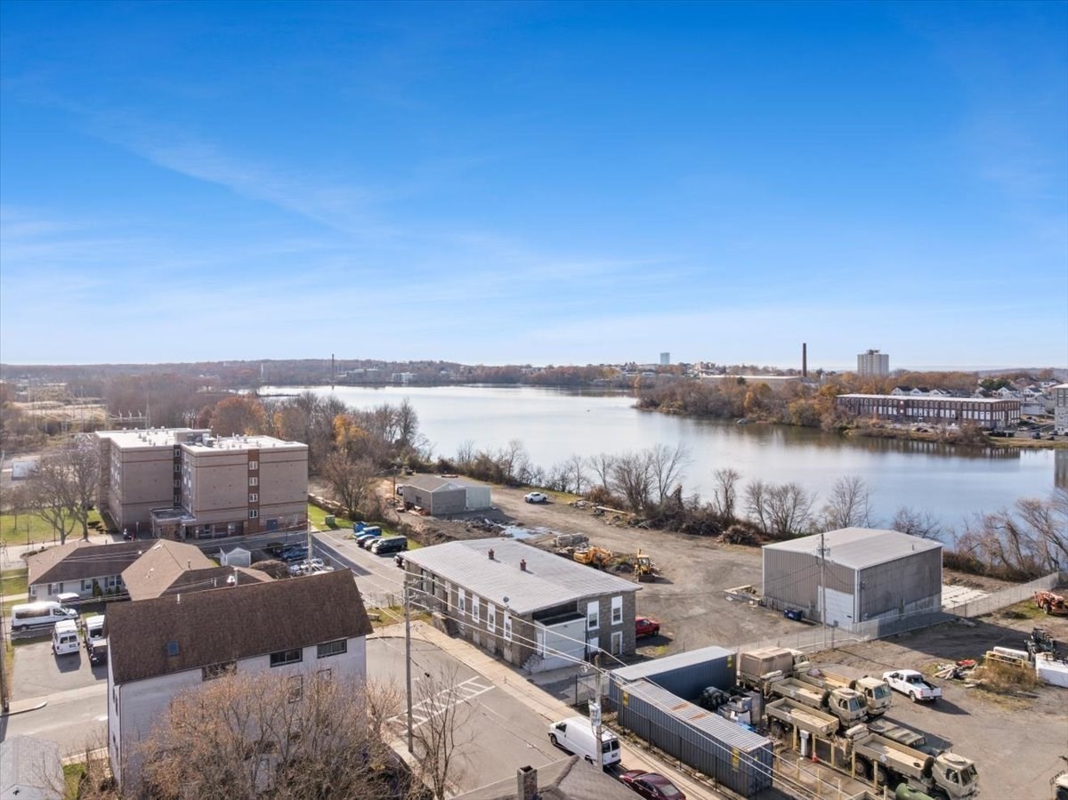 593 Montaup St, Fall River, MA 02724 - Image 29