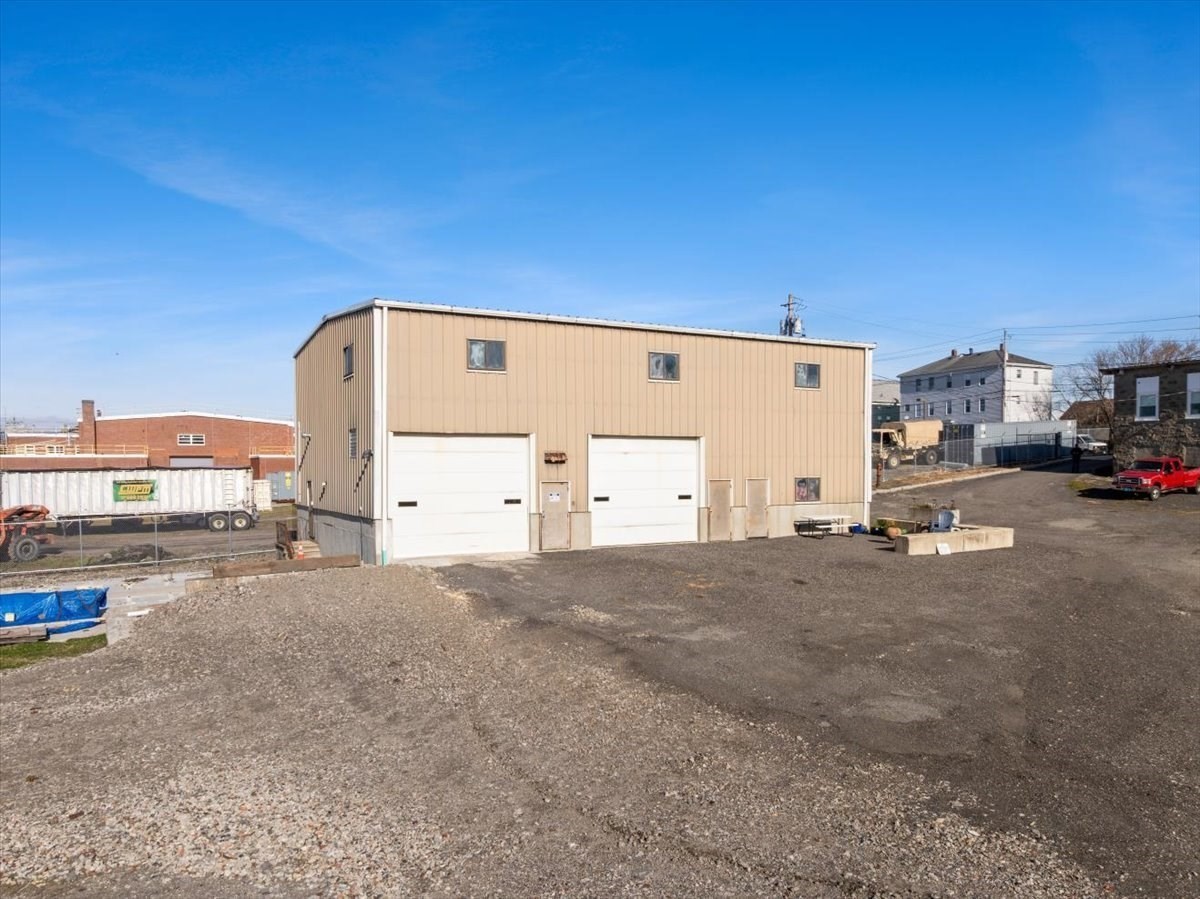 593 Montaup St, Fall River, MA 02724 - Image 6