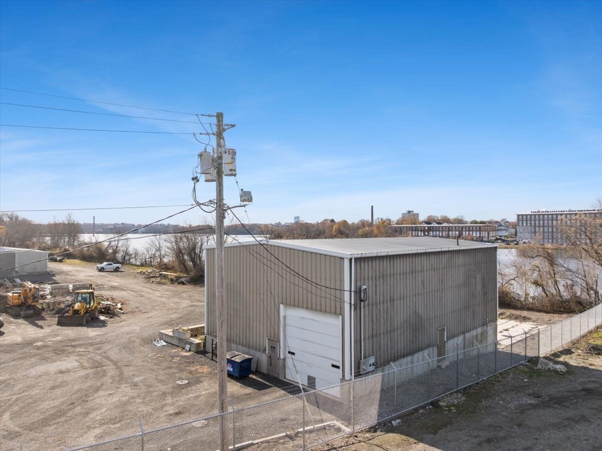 593 Montaup St, Fall River, MA 02724 - Image 9