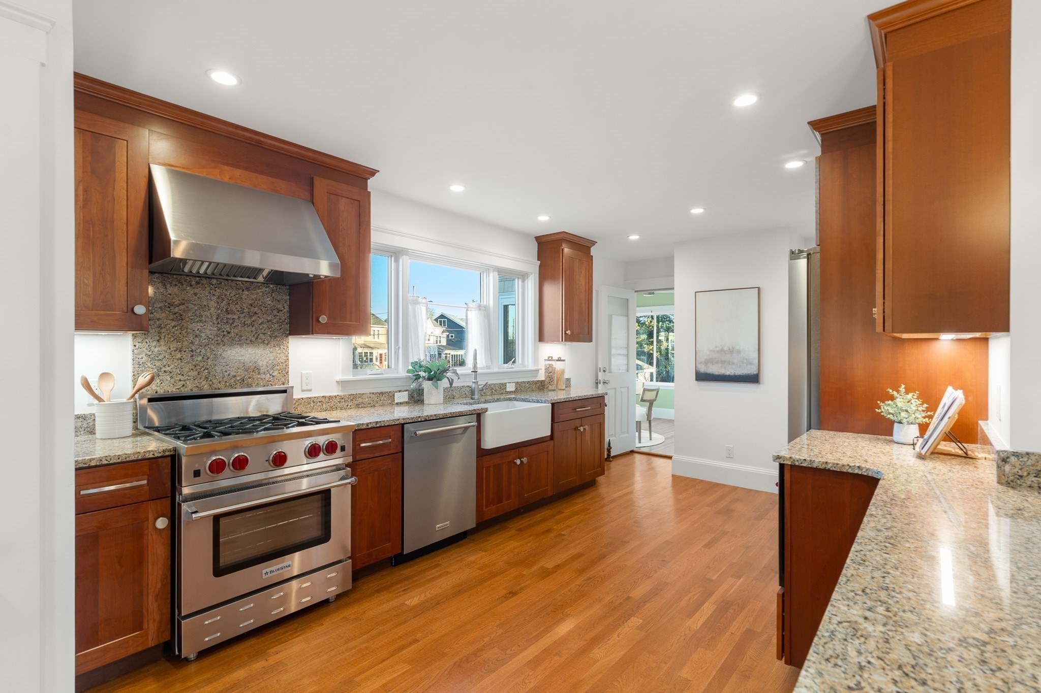 35 Grove St, Medford, MA 02155 - Image 9