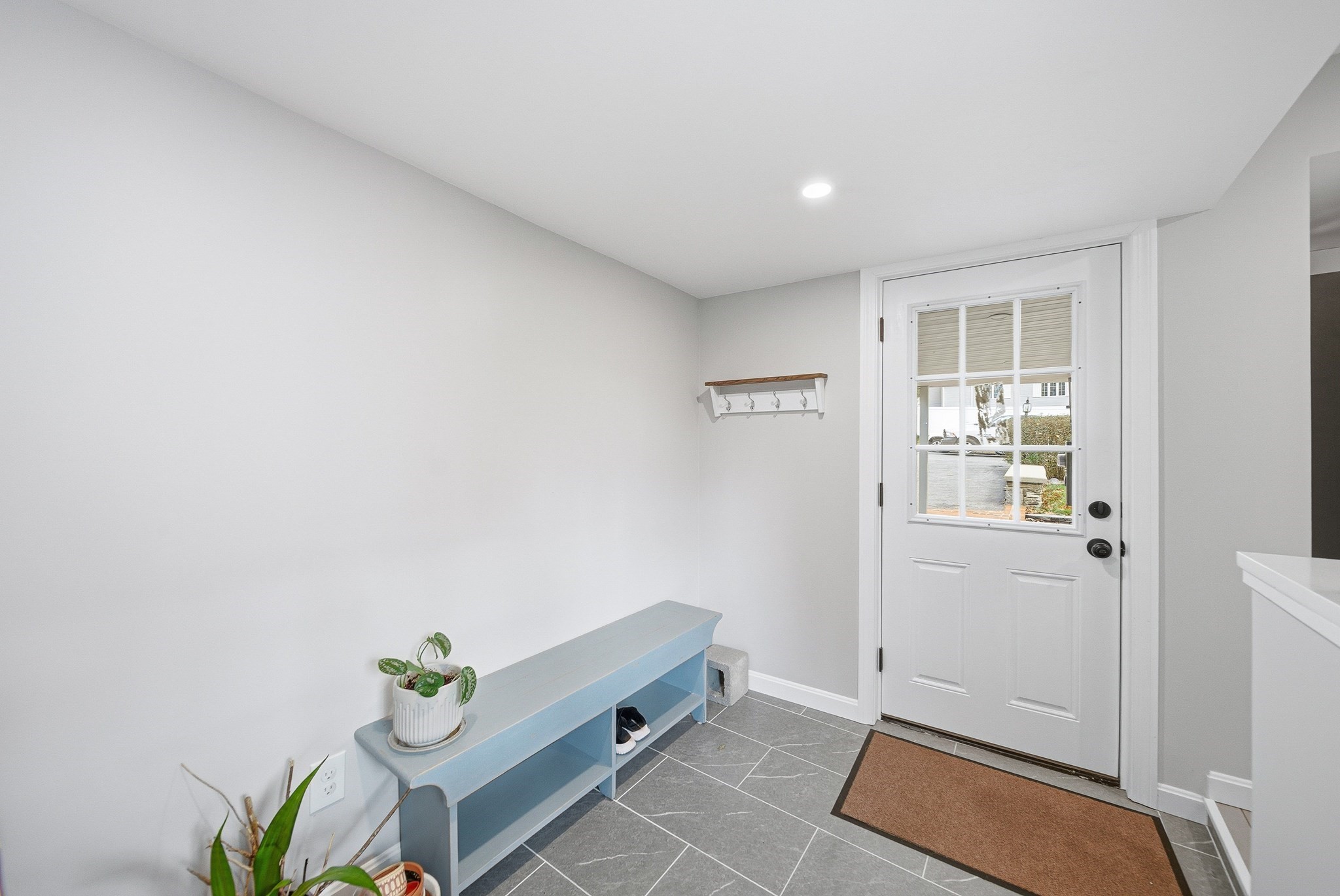 30 Davenport St, Worcester, MA 01610 - Image 2