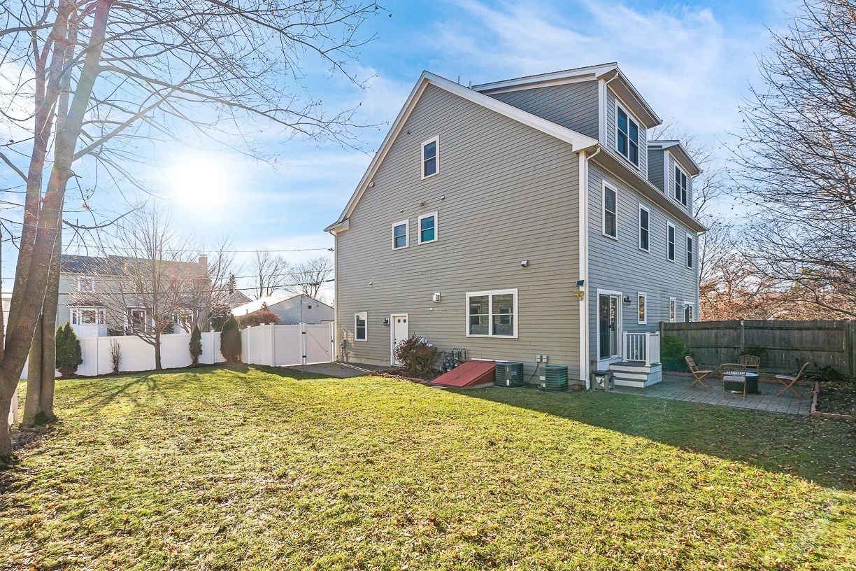 95 Irving Street Unit 95, Winchester, MA 01890 - Image 3