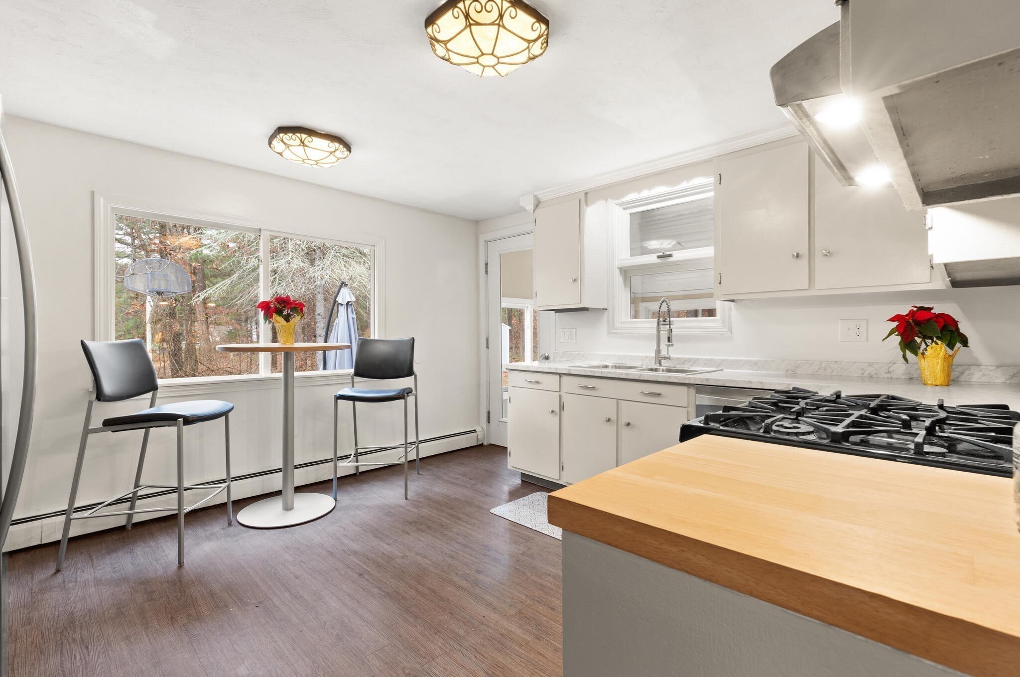 319 Pleasant St, Dunstable, MA 01827 - Image 15