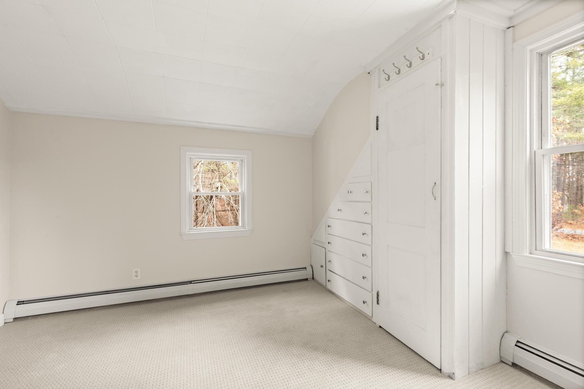 319 Pleasant St, Dunstable, MA 01827 - Image 28