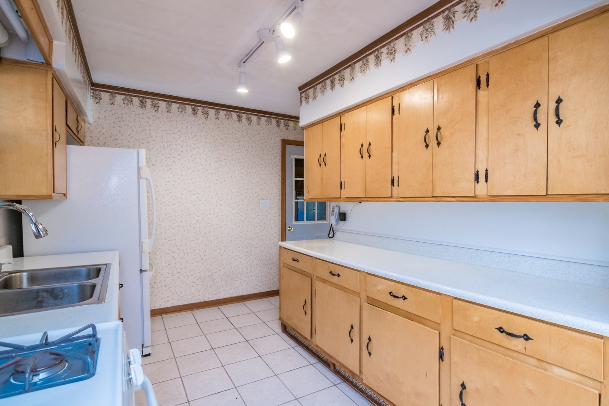 27 Lunt Dr, Greenfield, MA 01301 - Image 13