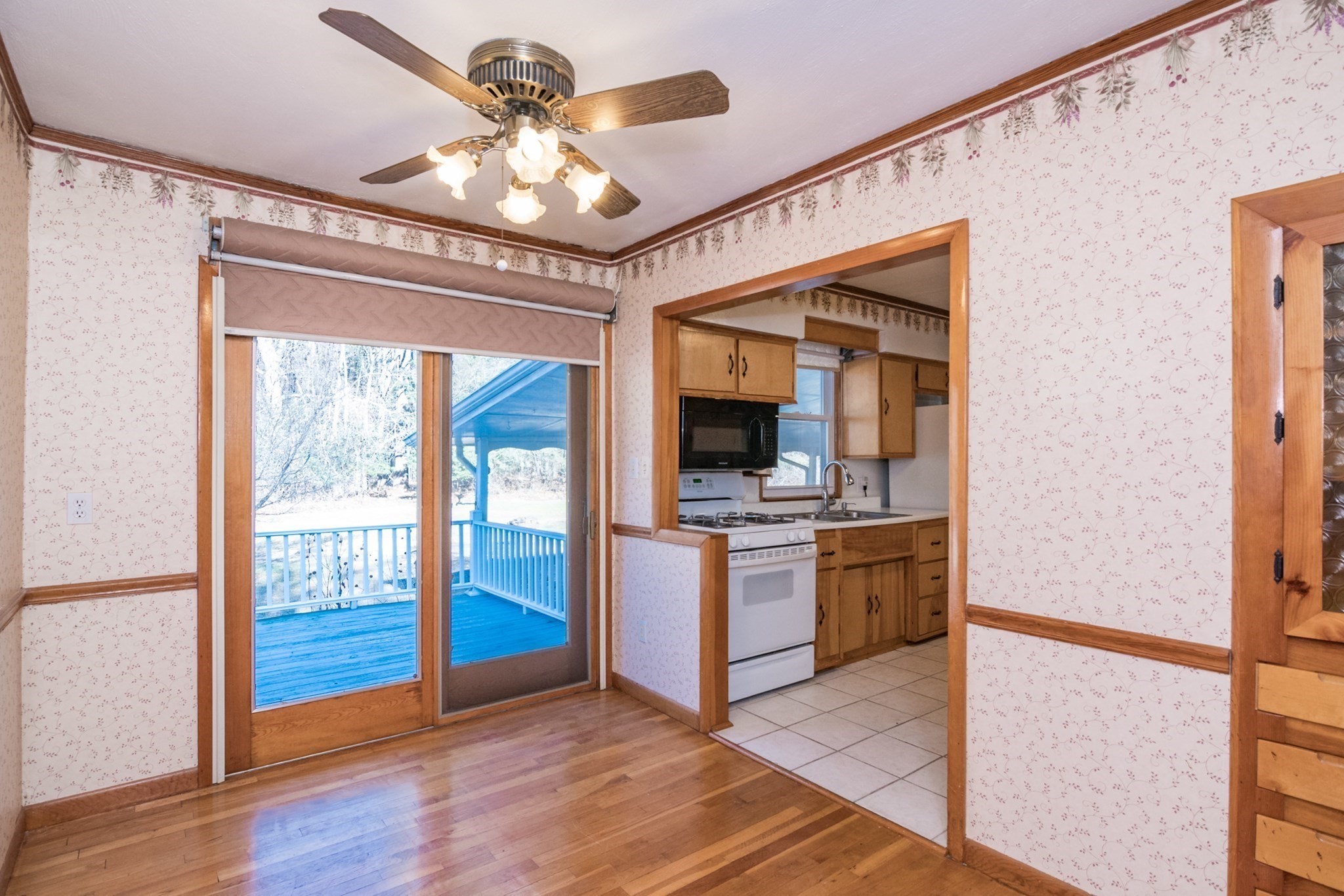 27 Lunt Dr, Greenfield, MA 01301 - Image 14