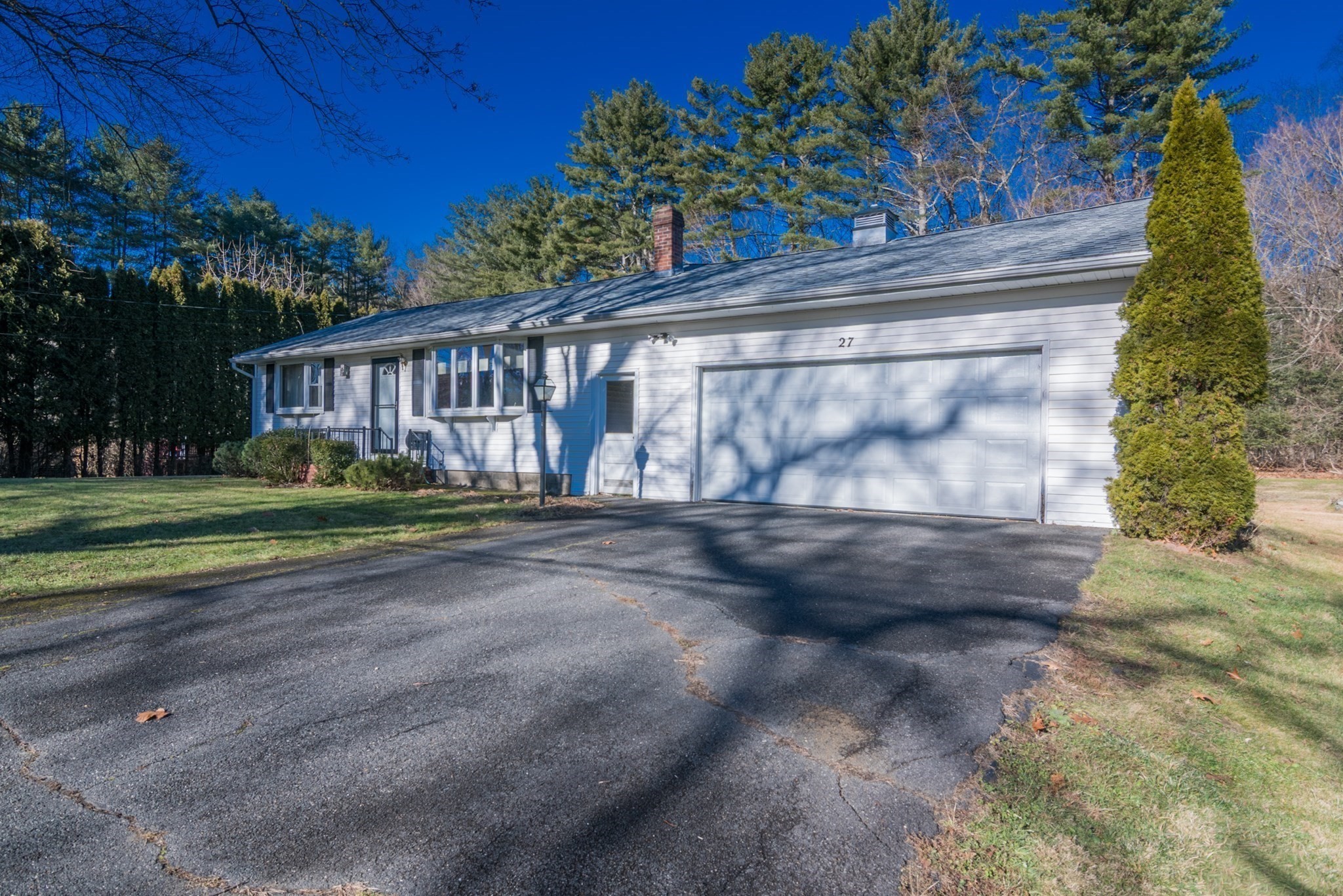 27 Lunt Dr, Greenfield, MA 01301 - Image 3