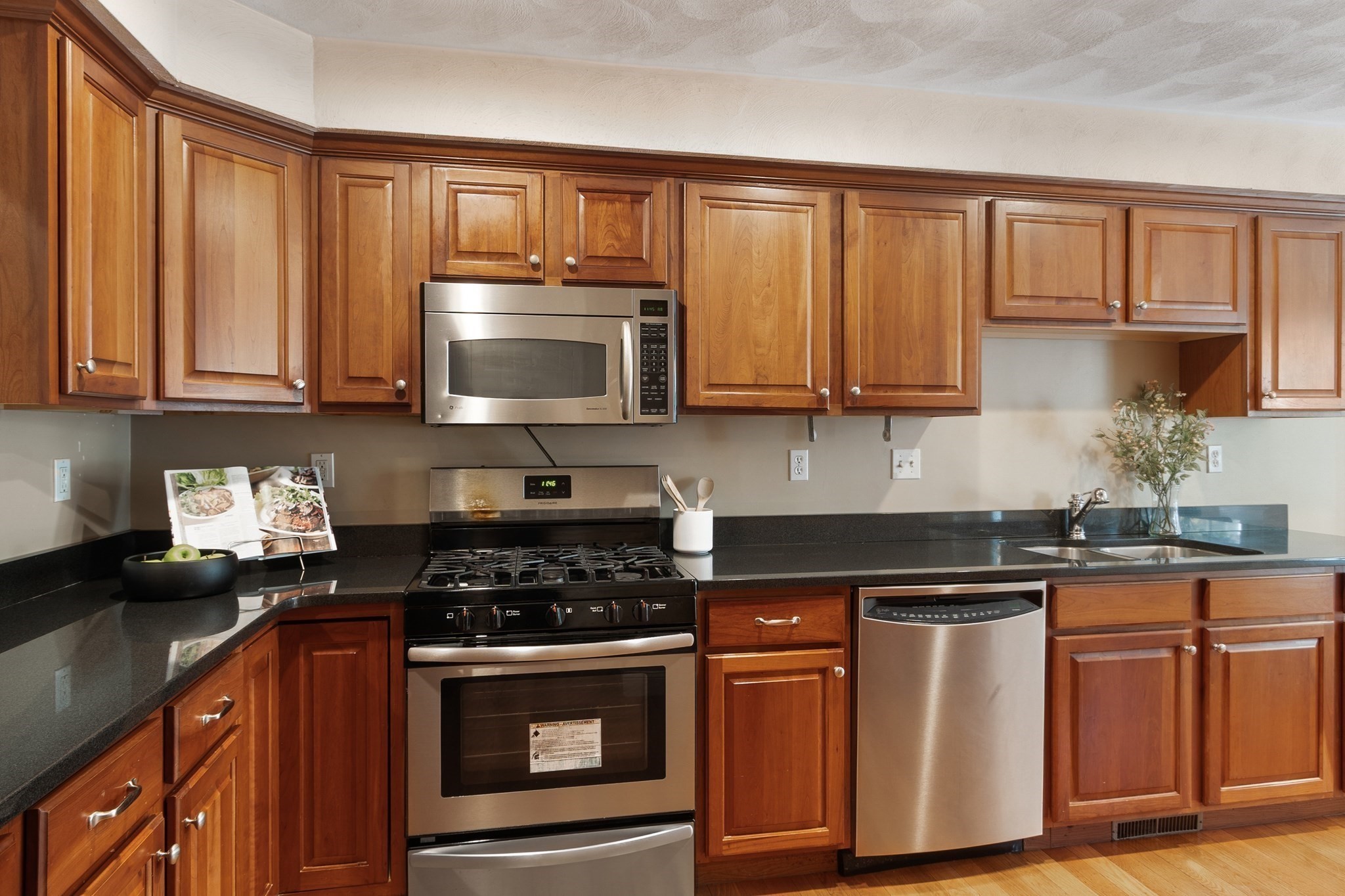 10 Charnstaff Ln Unit 204, Billerica, MA 01821 - Image 8