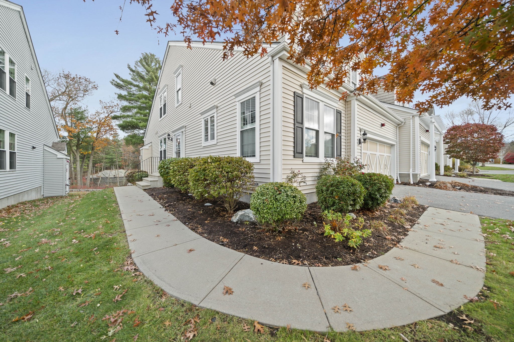 33 Kelly Way Unit 33, Canton, MA 02021 - Image 2