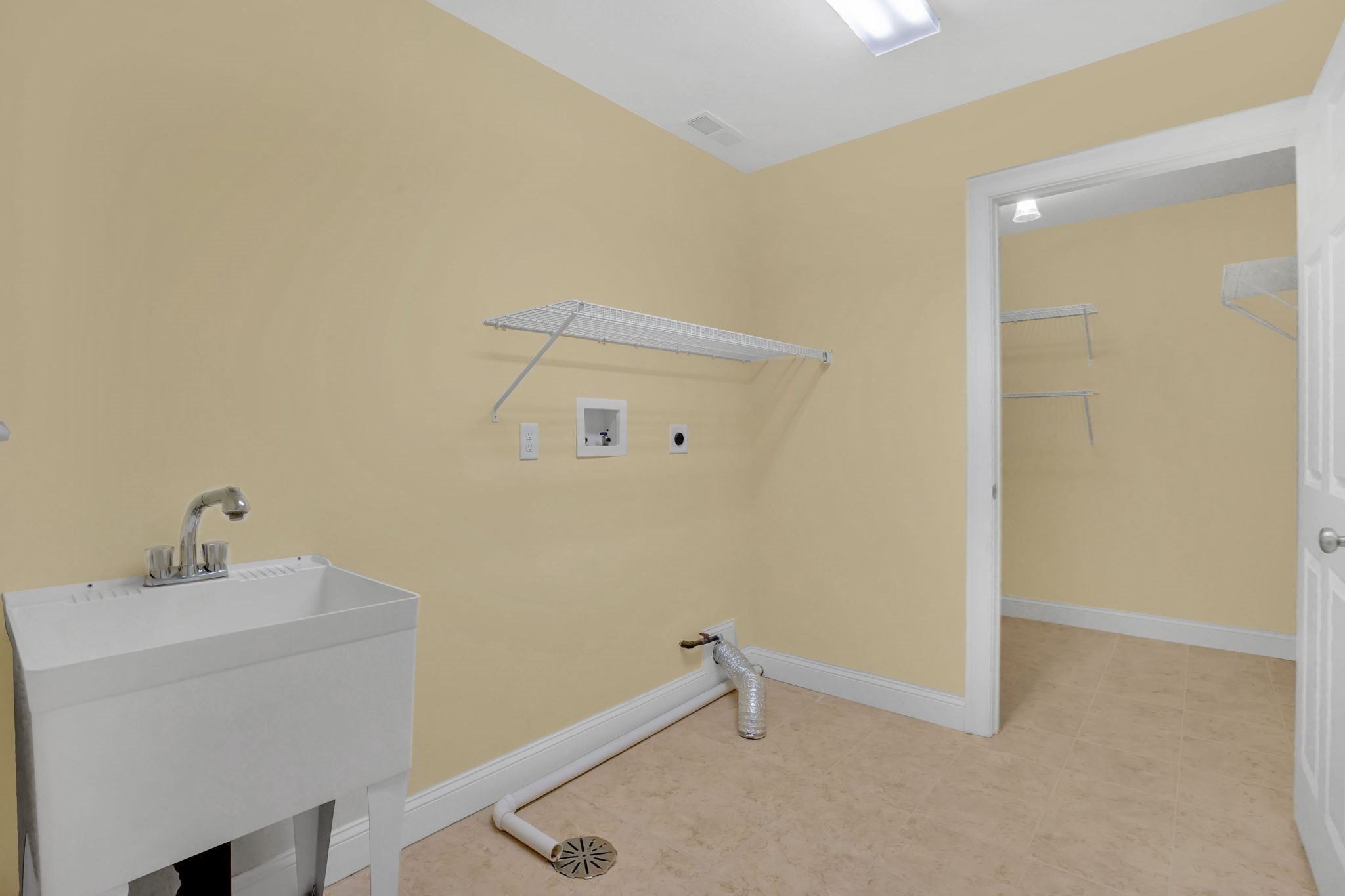 126 Stonybrook Way Unit 126, South Hadley, MA 01075 - Image 33