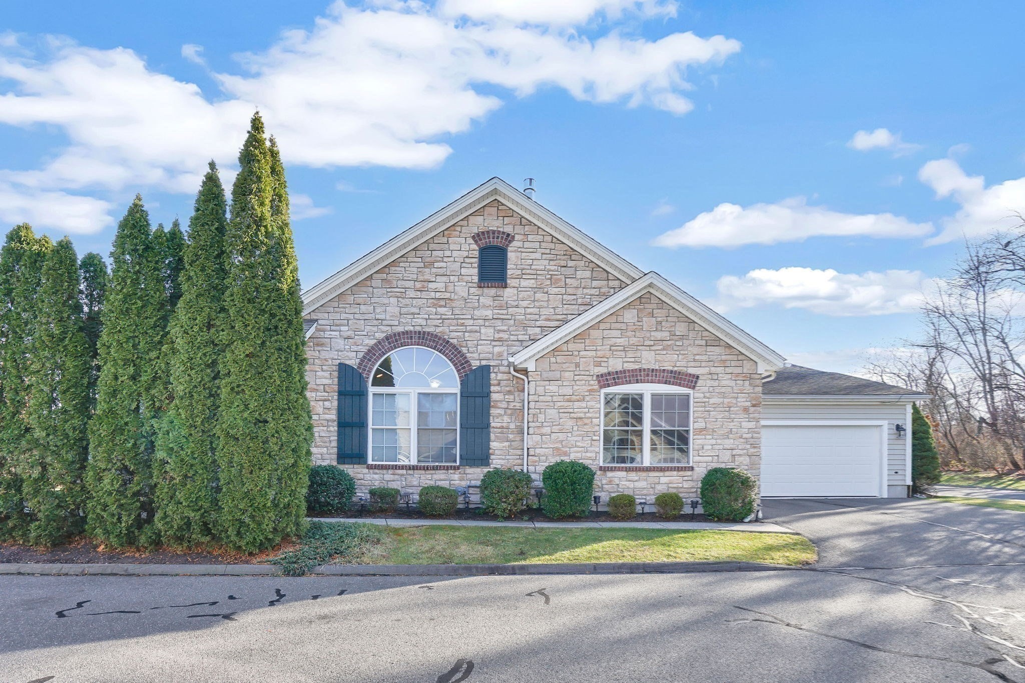 126 Stonybrook Way Unit 126, South Hadley, MA 01075 - Image 41