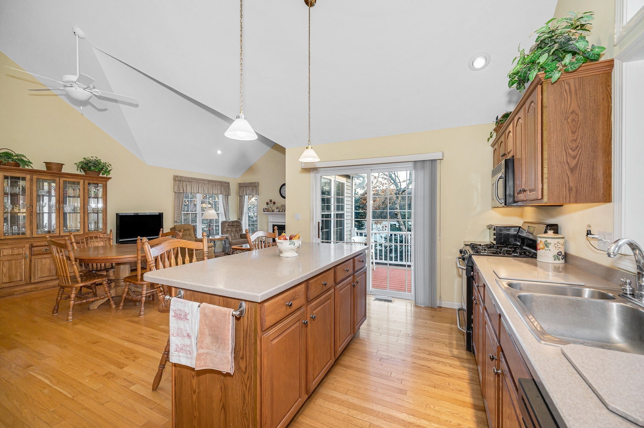 14 Muirfield Way Unit 14, Chelmsford, MA 01863 - Image 13