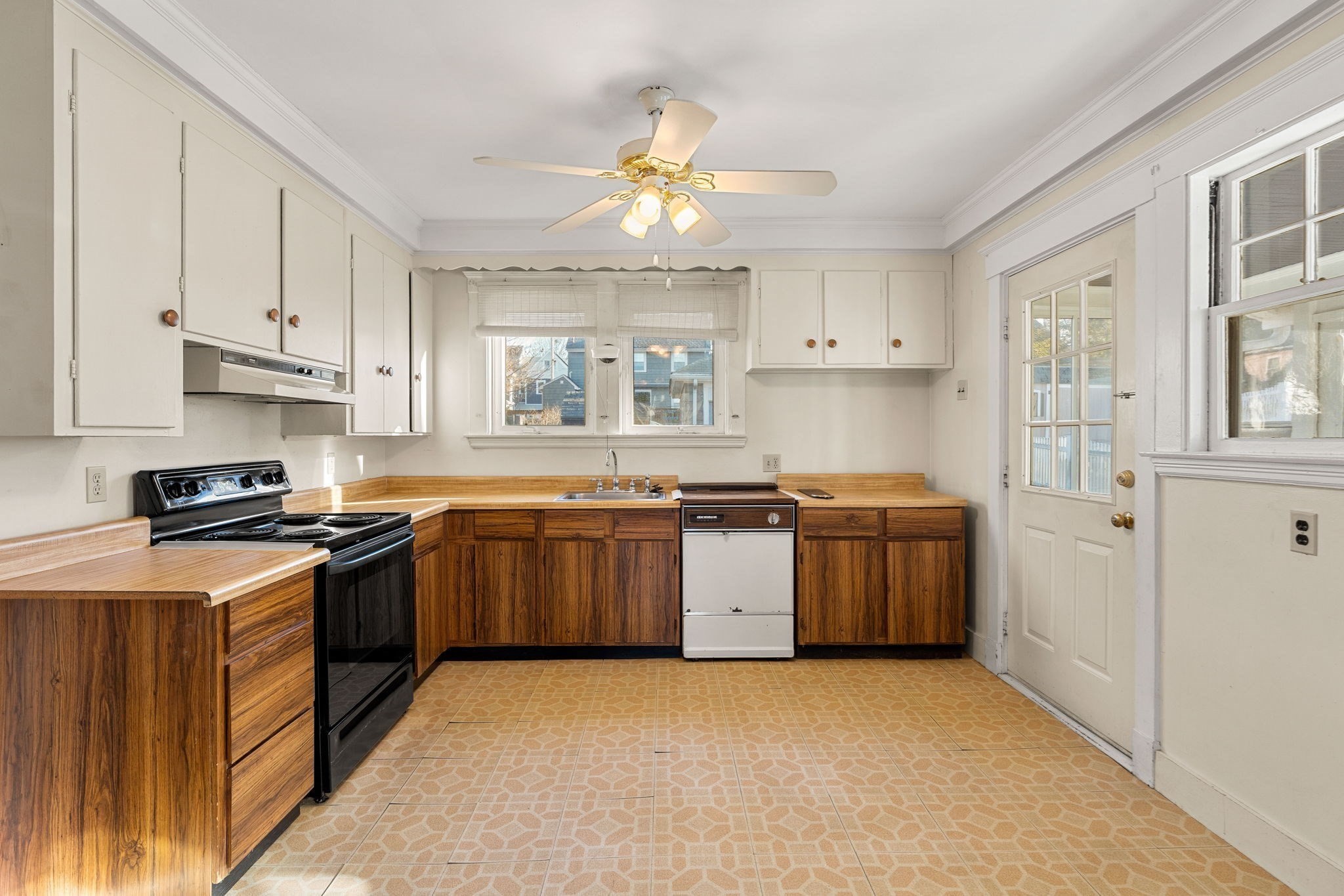 139 Whitman Ave, Melrose, MA 02176 - Image 5