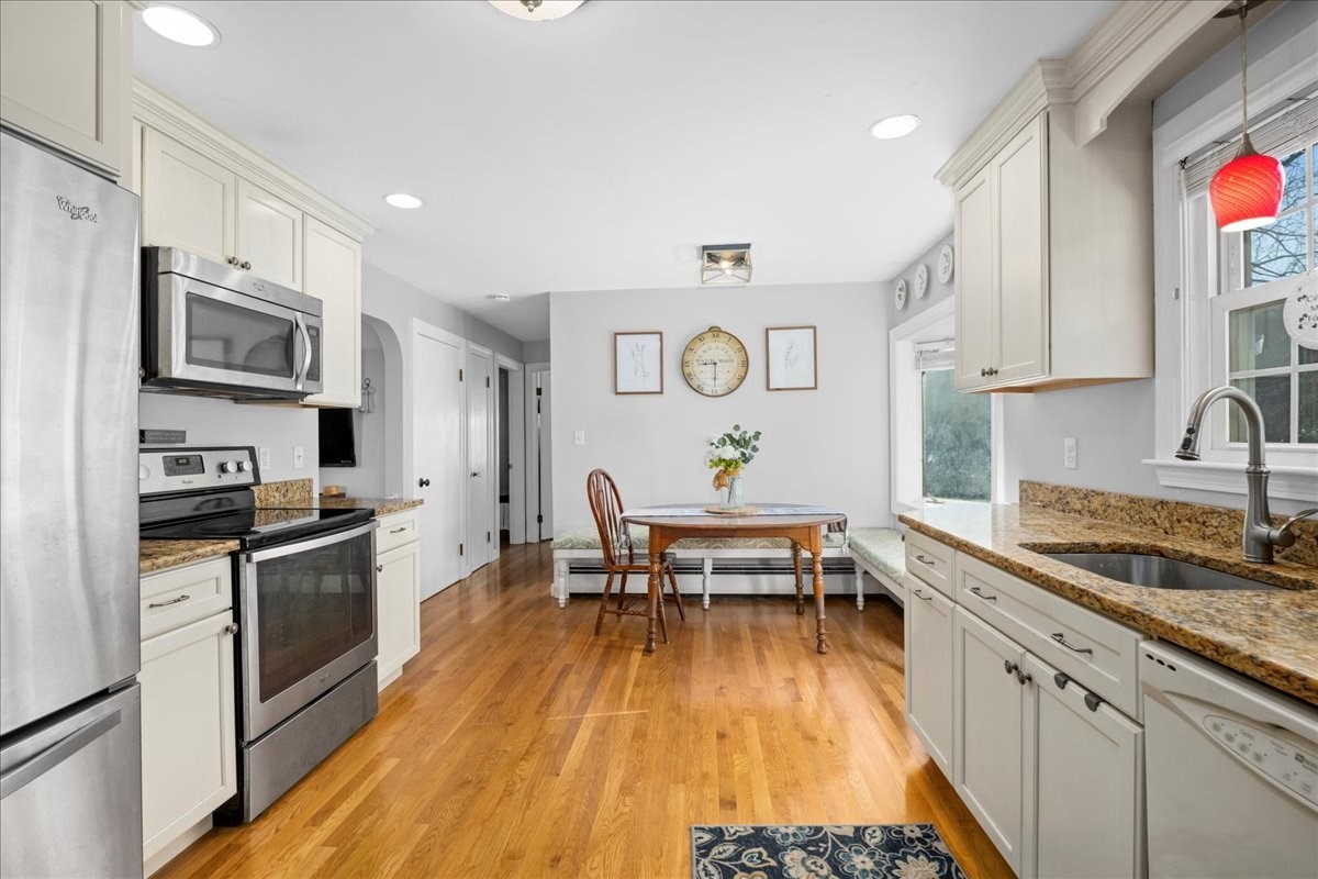 22 Lesley Ave, Auburn, MA 01501 - Image 7