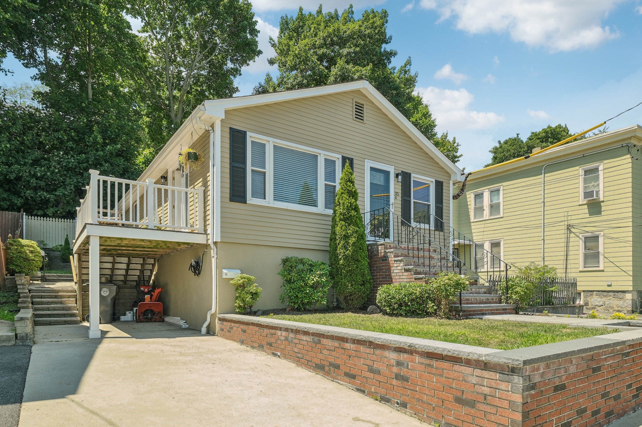 35 Springvale Avenue, Chelsea, MA 02150 - Image 2