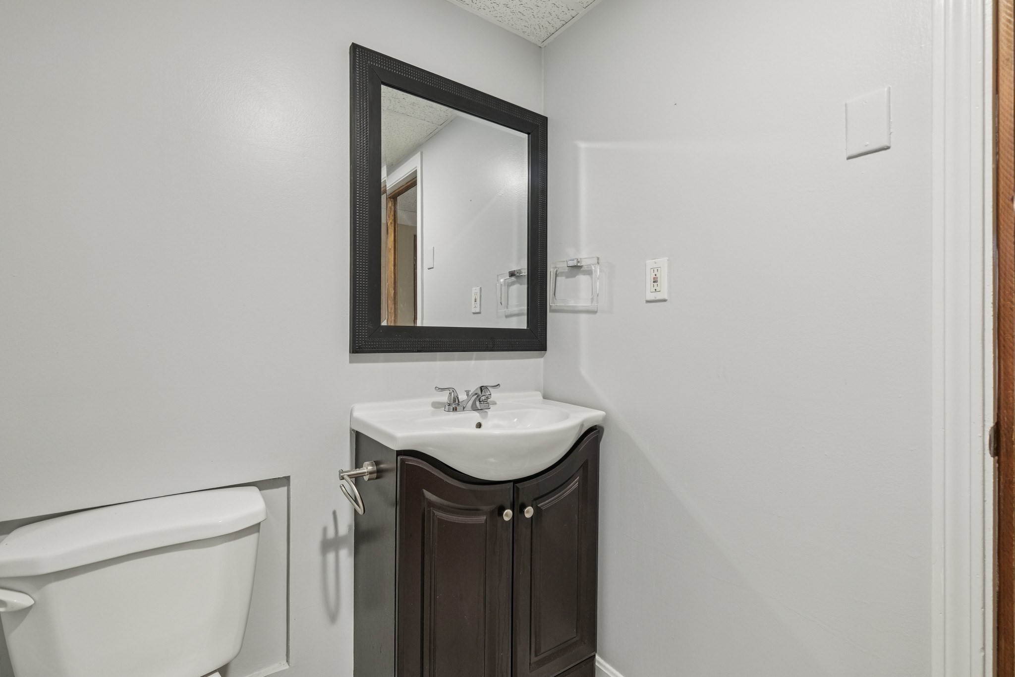 35 Springvale Avenue, Chelsea, MA 02150 - Image 17