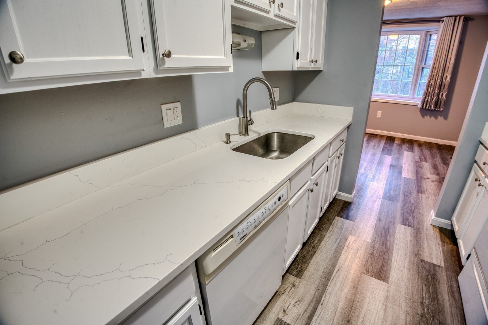 43 Patrick Road Unit 43, Tewksbury, MA 01876 - Image 9