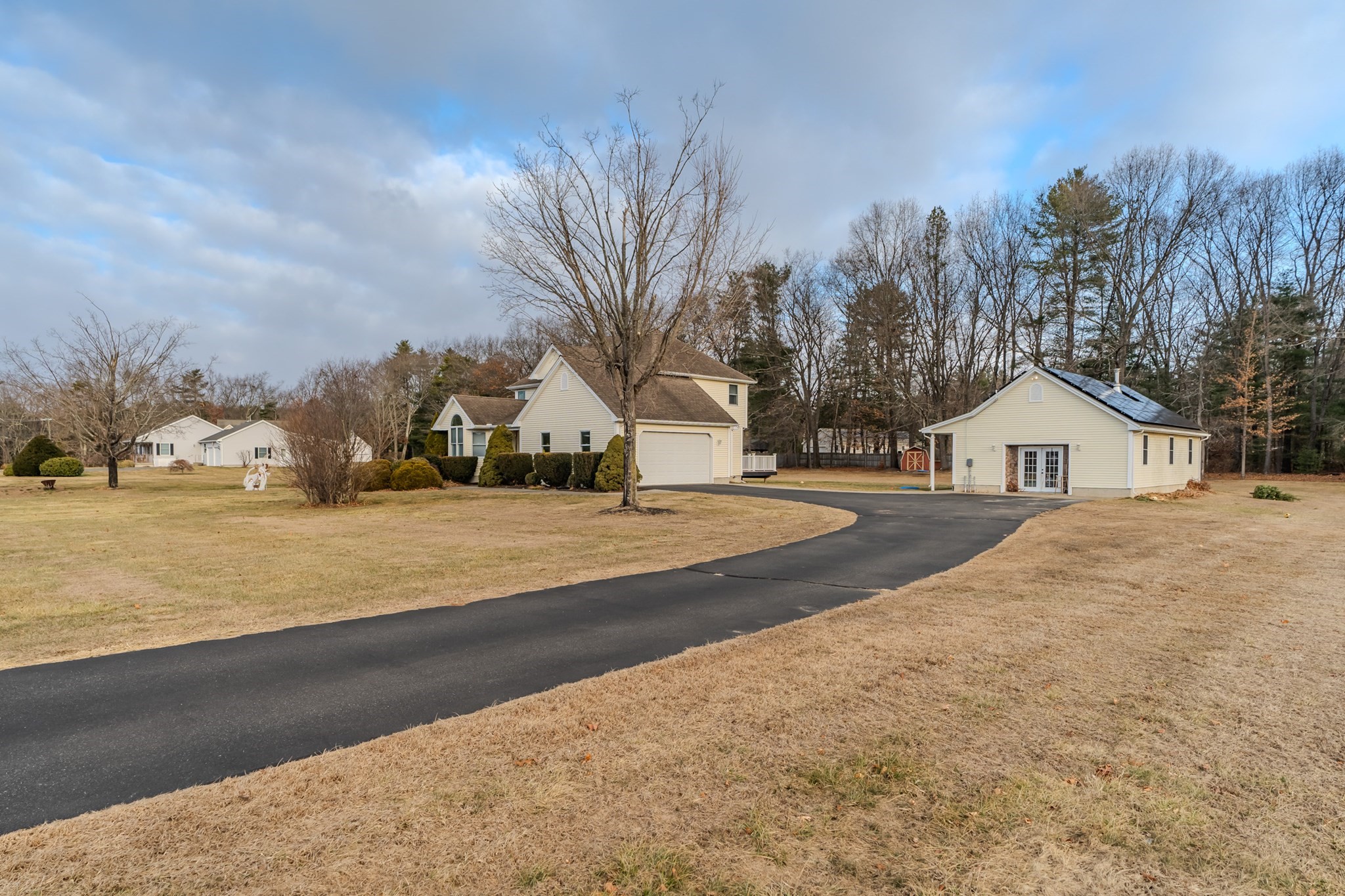 95 Gunn Rd, Southampton, MA 01073 - Image 2