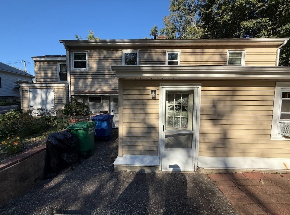 347 Ash St, Reading, MA 01867 - Image 6