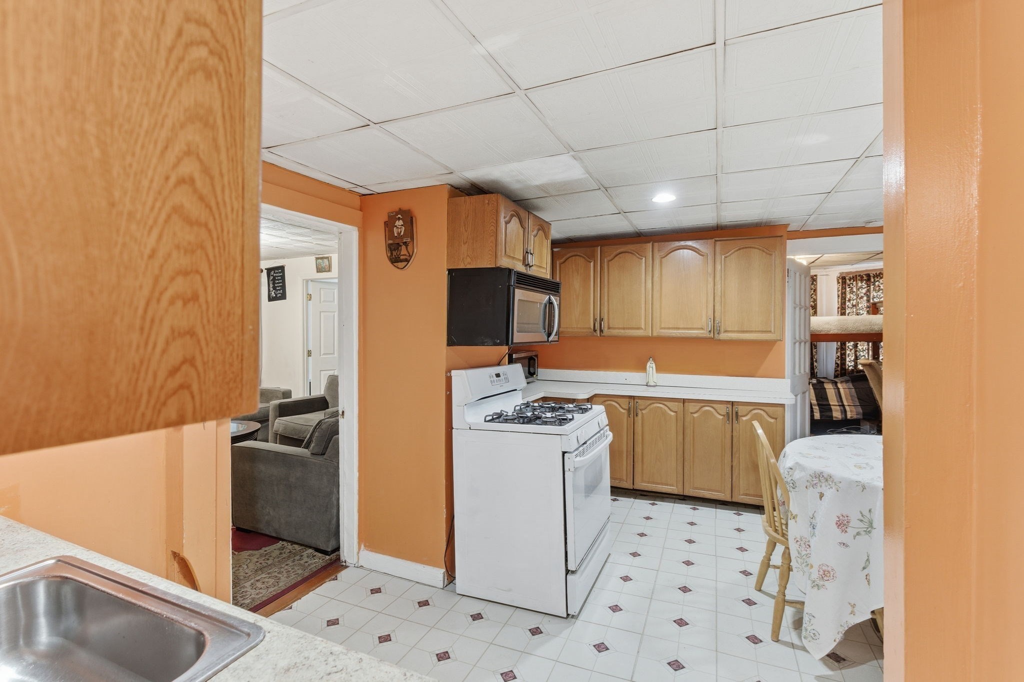 8 Ray, Lynn, MA 01905 - Image 6