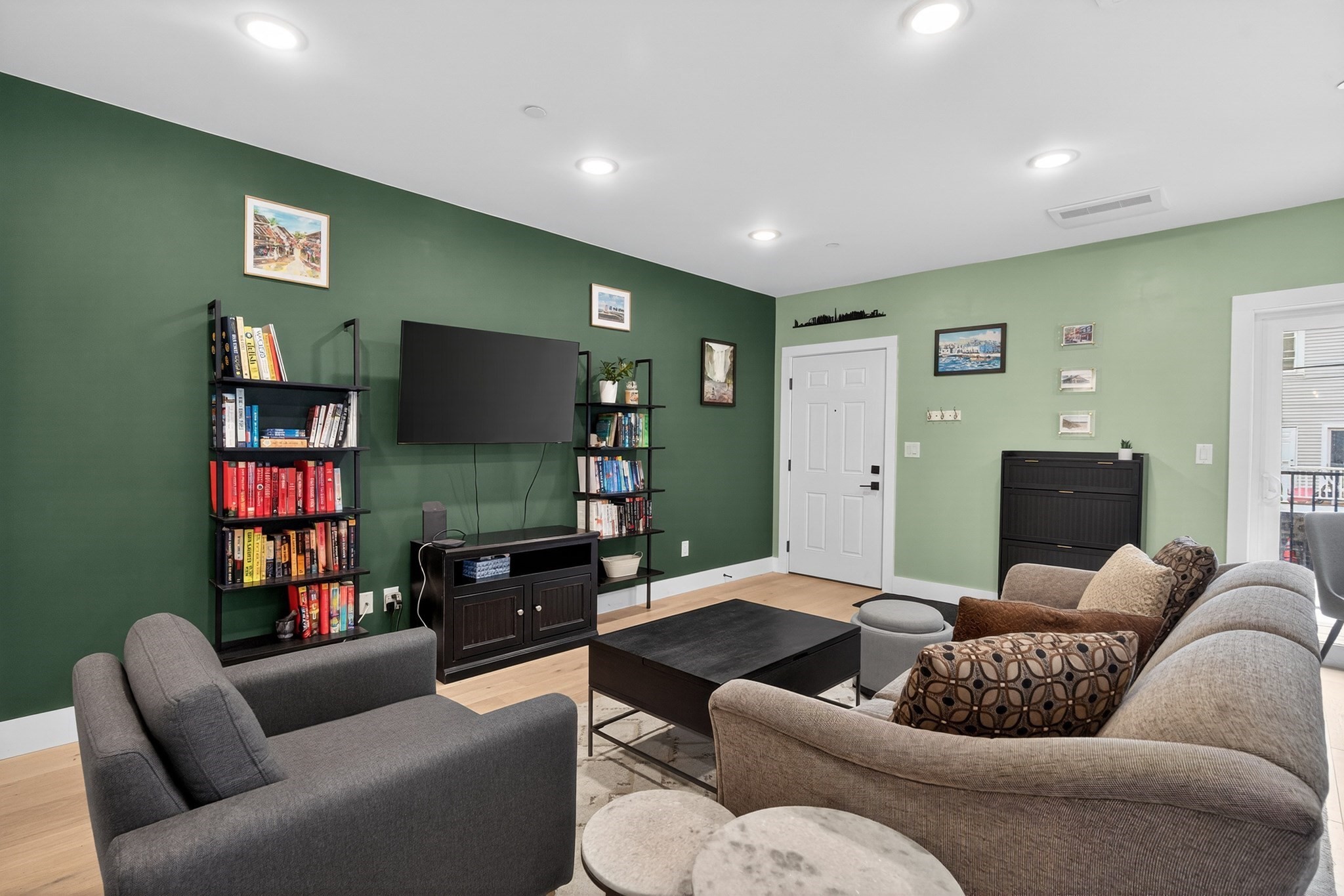 208 Spencer Ave Unit 4, Chelsea, MA 02150 - Image 2