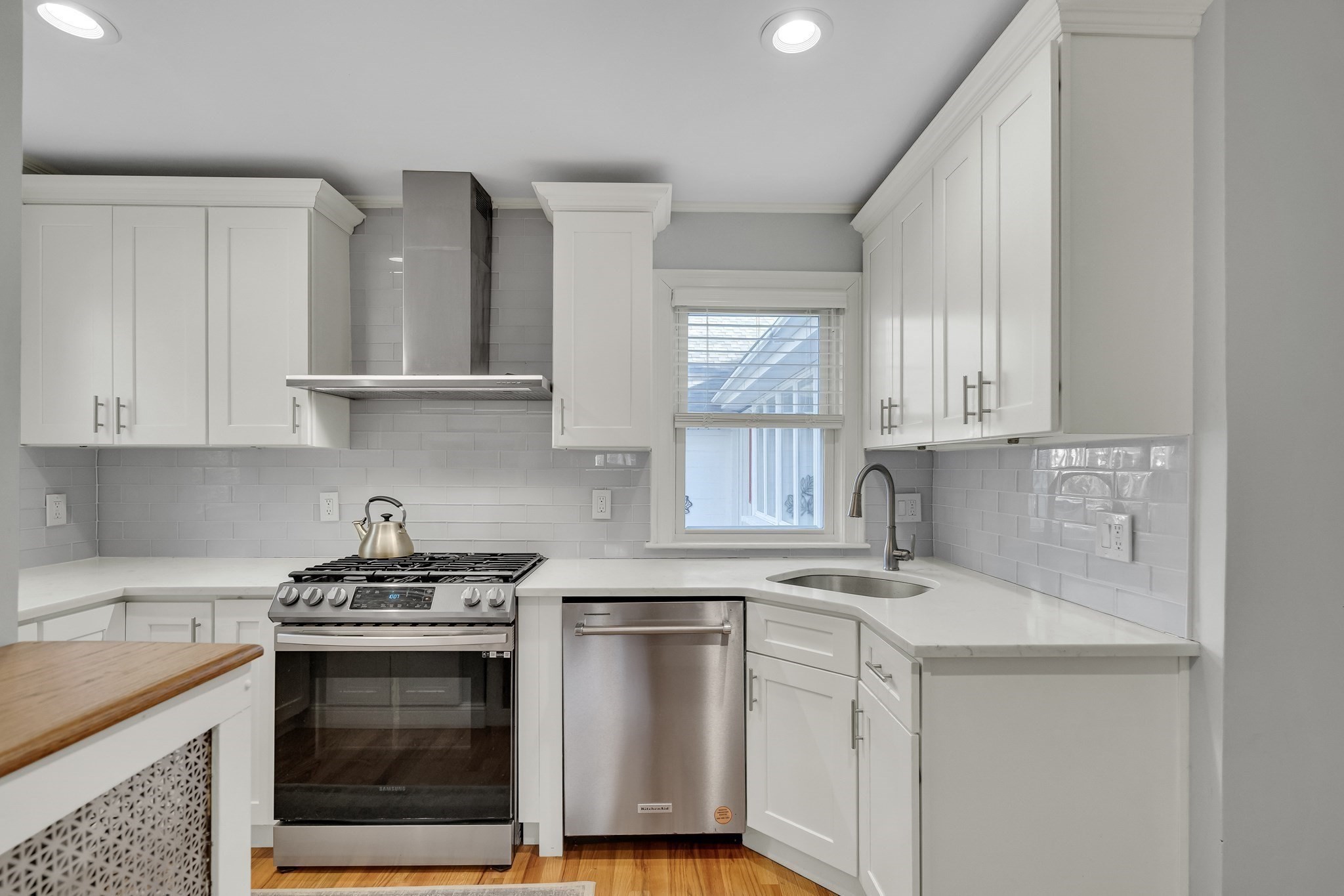 33 Avon Road, Wellesley, MA 02482 - Image 16