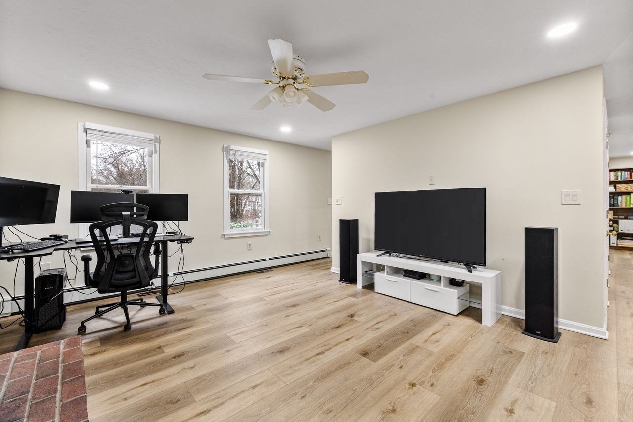 13 Plain St, Upton, MA 01568 - Image 11