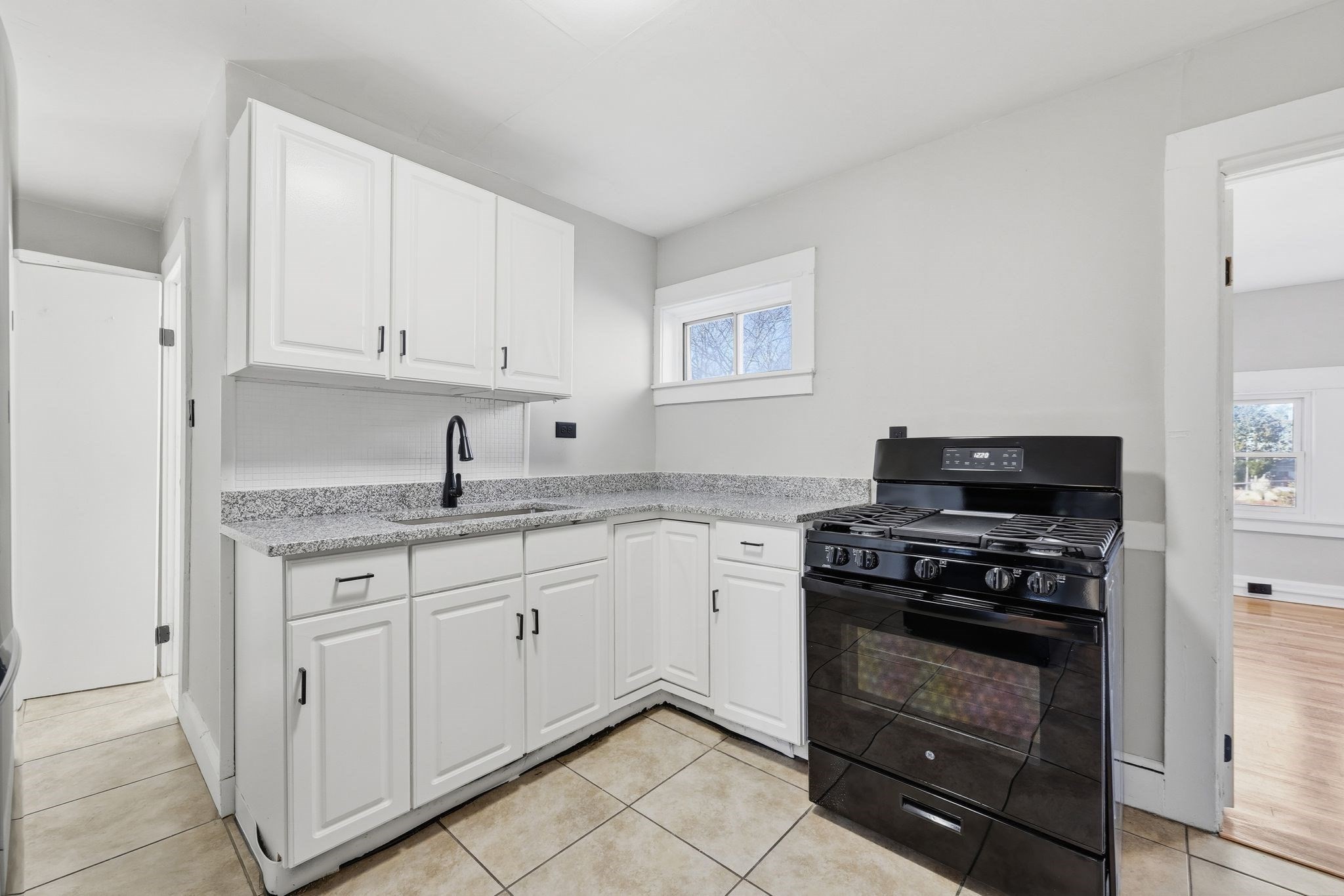 37 Kennedy St, Chicopee, MA 01013 - Image 32