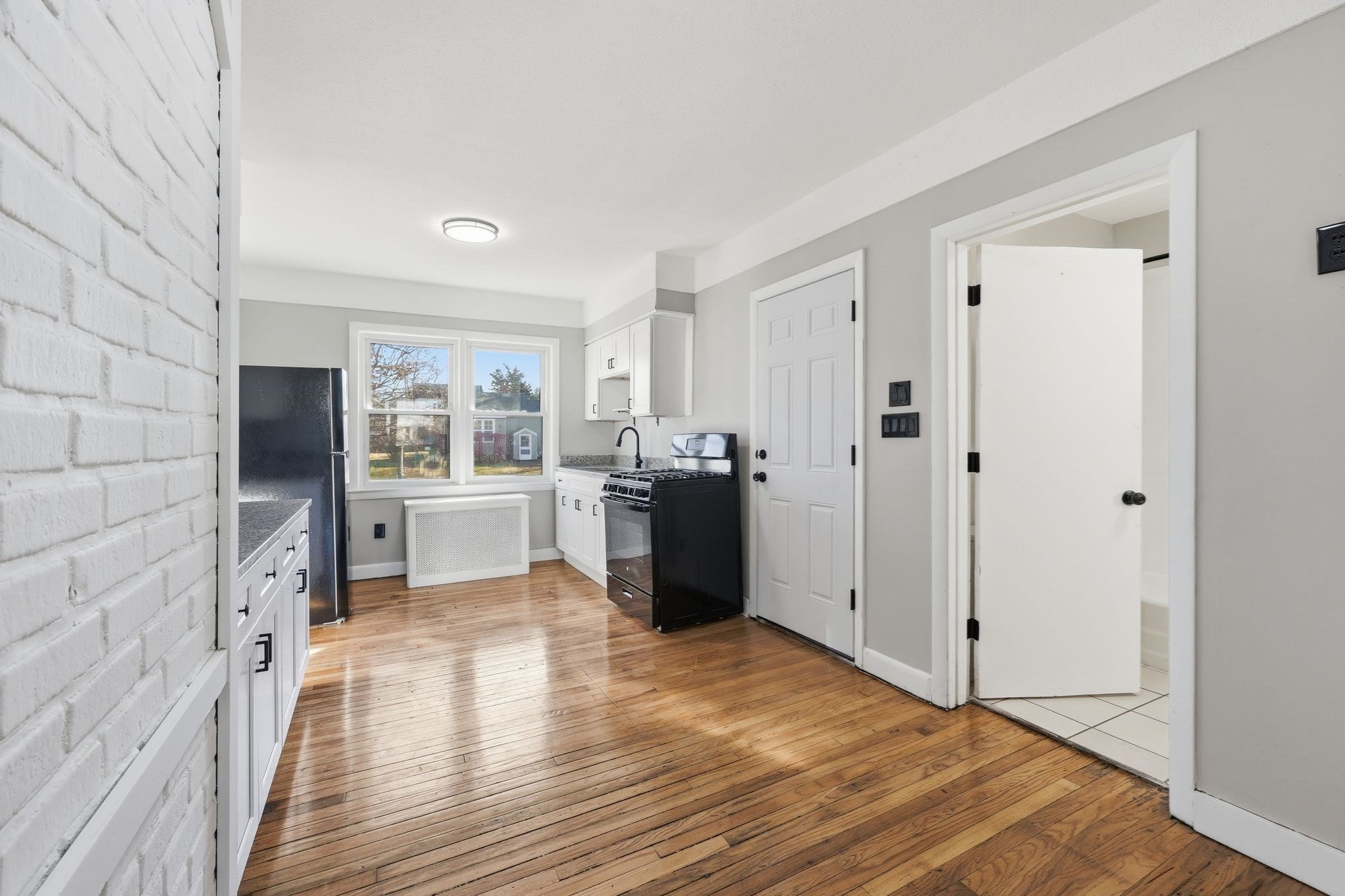 37 Kennedy St, Chicopee, MA 01013 - Image 8