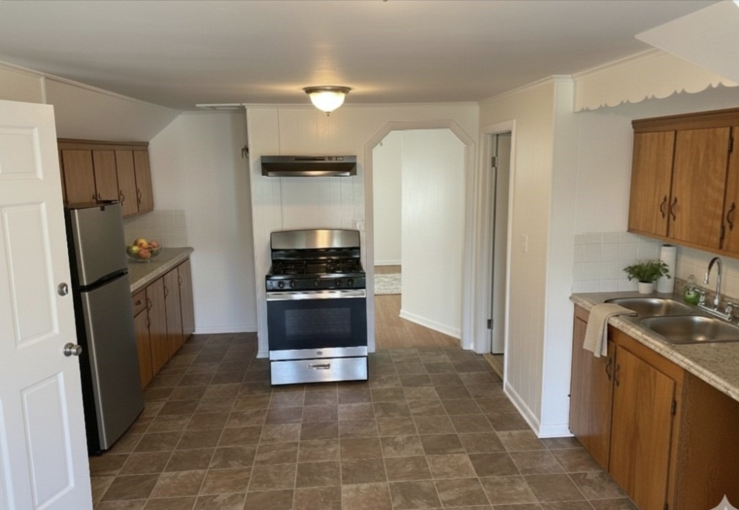 21 W Glen St, Holyoke, MA 01040 - Image 3