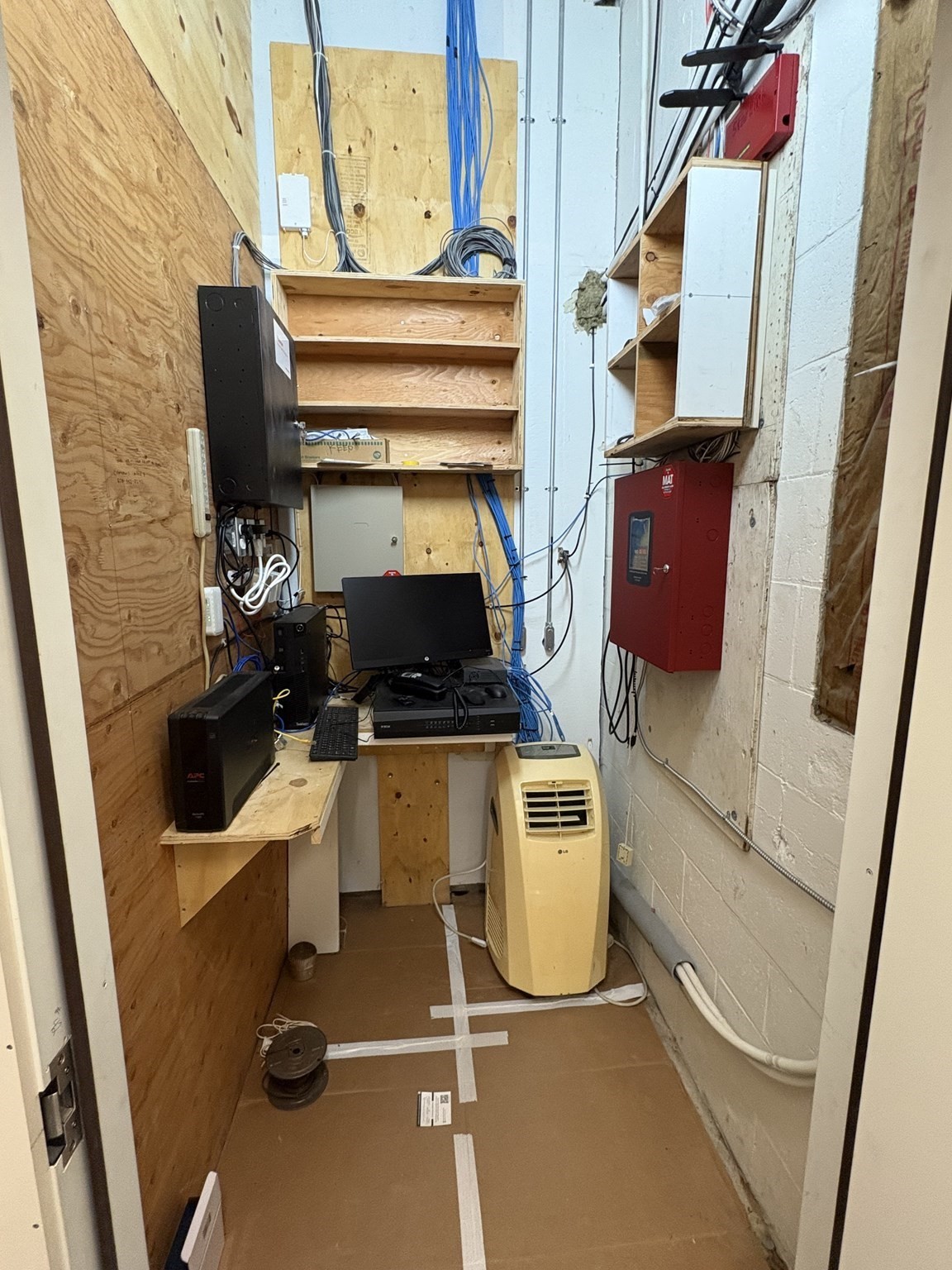 201 Daniel Shays Hwy, Athol, MA 01331 - Image 21