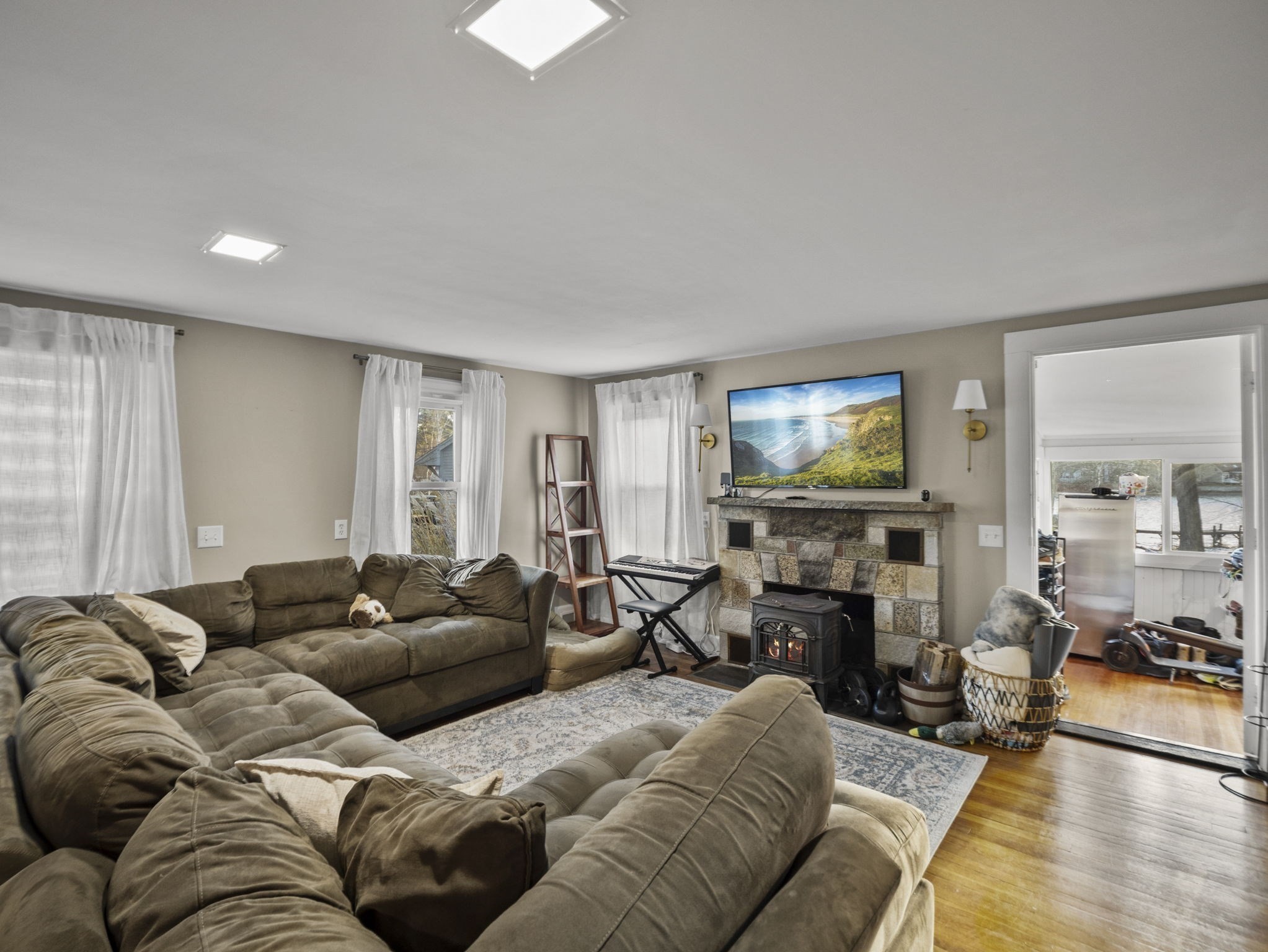 20 Byrne Ave, Westford, MA 01886 - Image 13