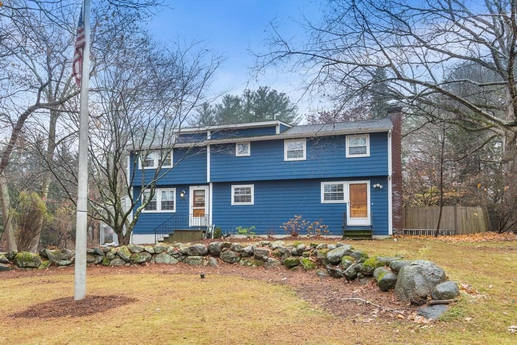 95 Bellflower Rd, Billerica, MA 01821 - Image 1