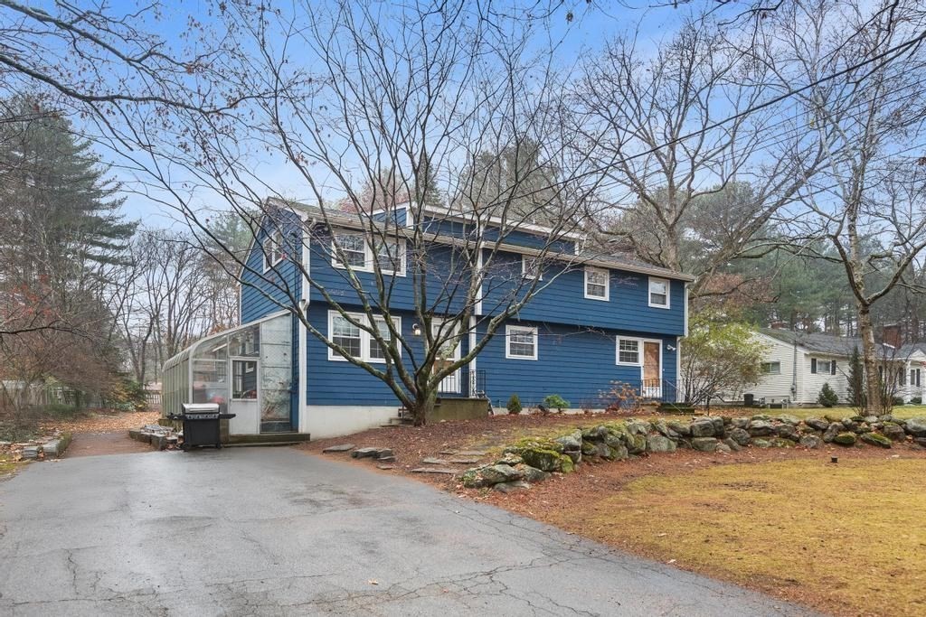 95 Bellflower Rd, Billerica, MA 01821 - Image 2