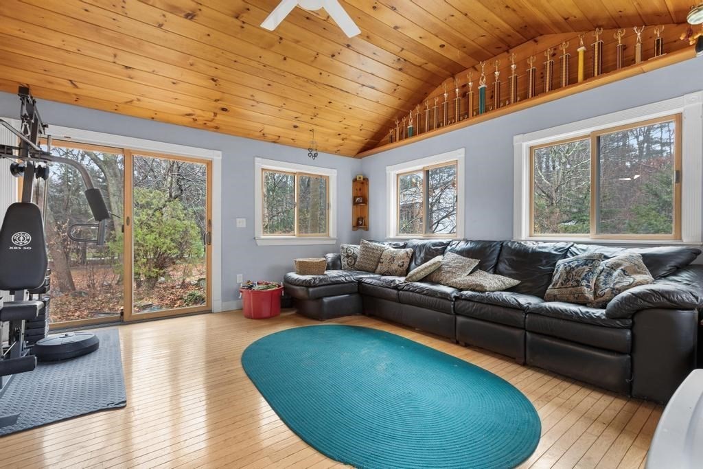 95 Bellflower Rd, Billerica, MA 01821 - Image 13