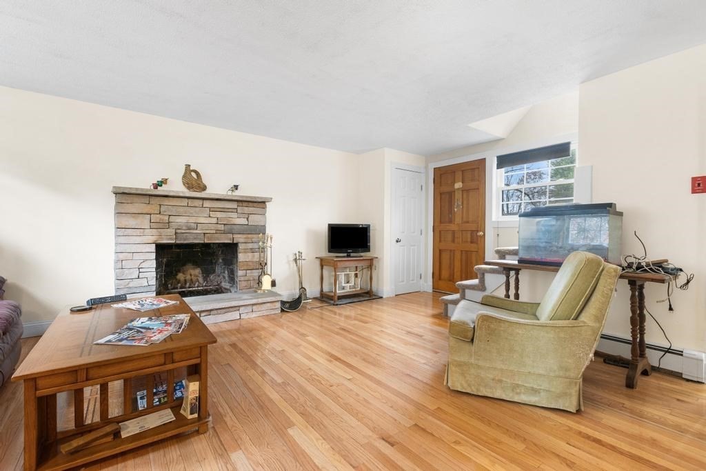 95 Bellflower Rd, Billerica, MA 01821 - Image 9