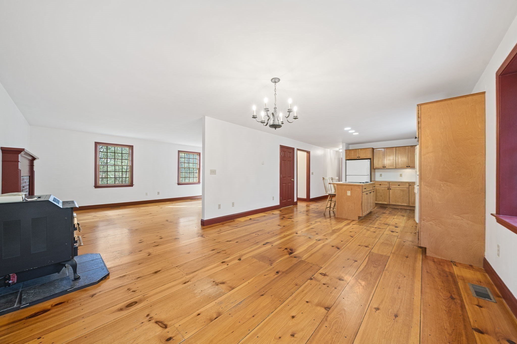 107 Henry St, Uxbridge, MA 01569 - Image 14